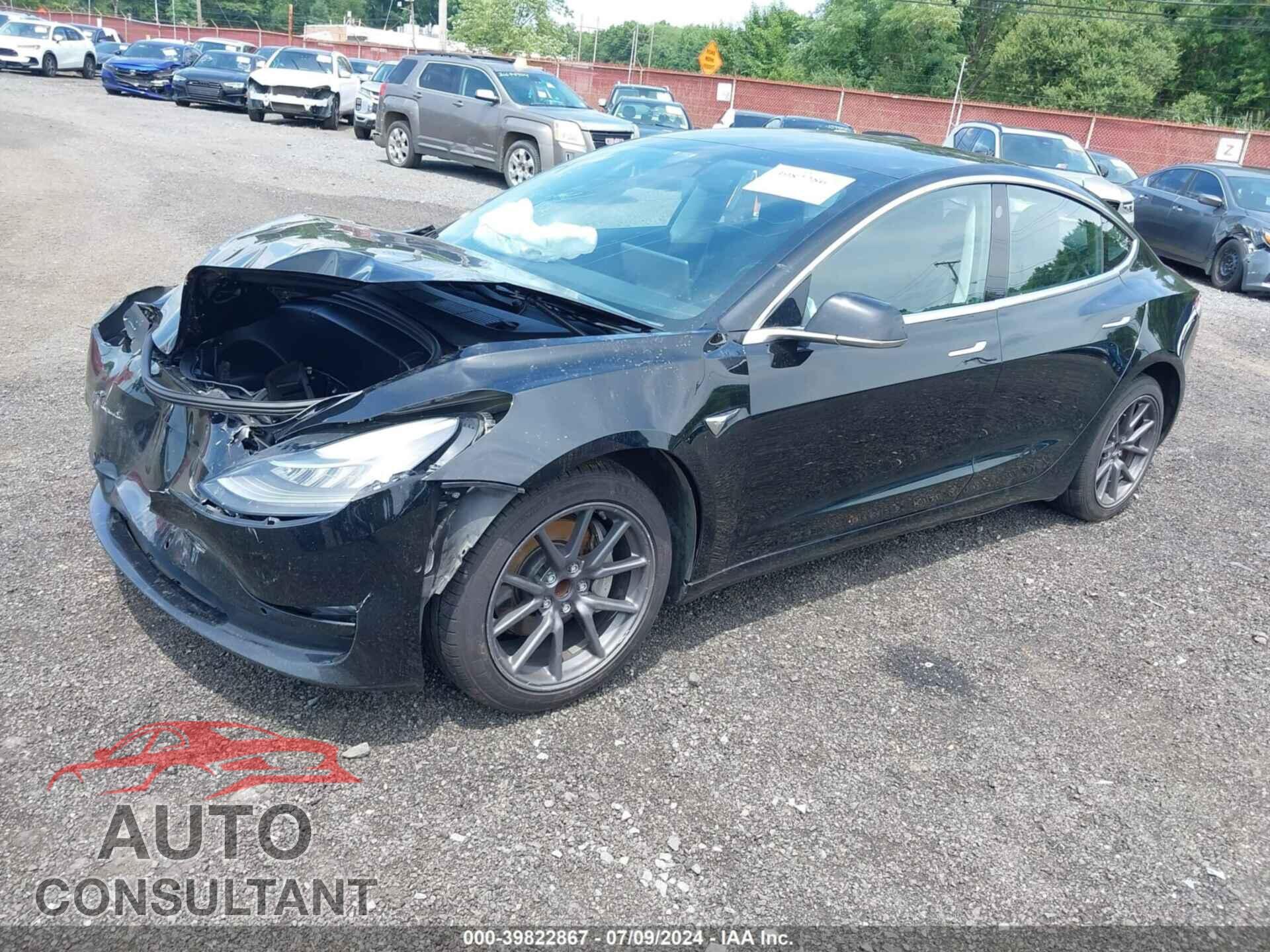 TESLA MODEL 3 2018 - 5YJ3E1EA0JF041771