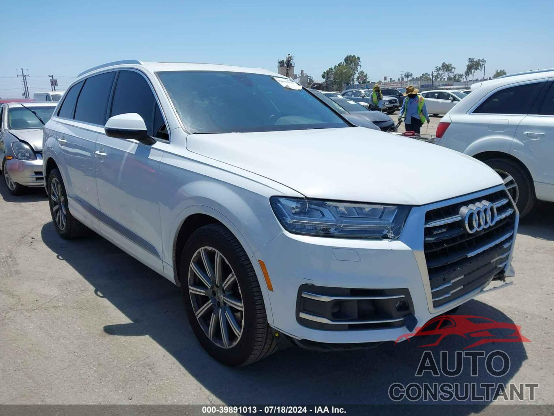 AUDI Q7 2018 - WA1LAAF77JD035353