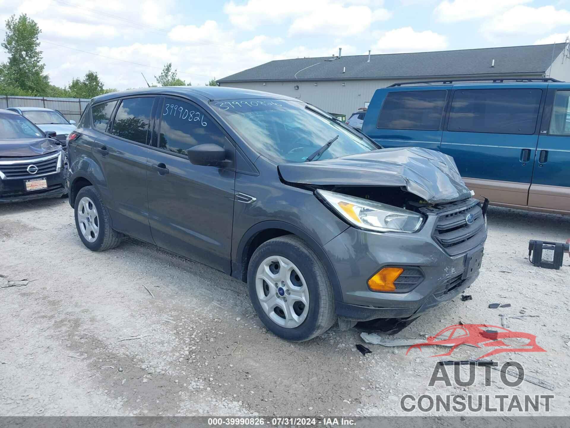 FORD ESCAPE 2017 - 1FMCU0F77HUD18221