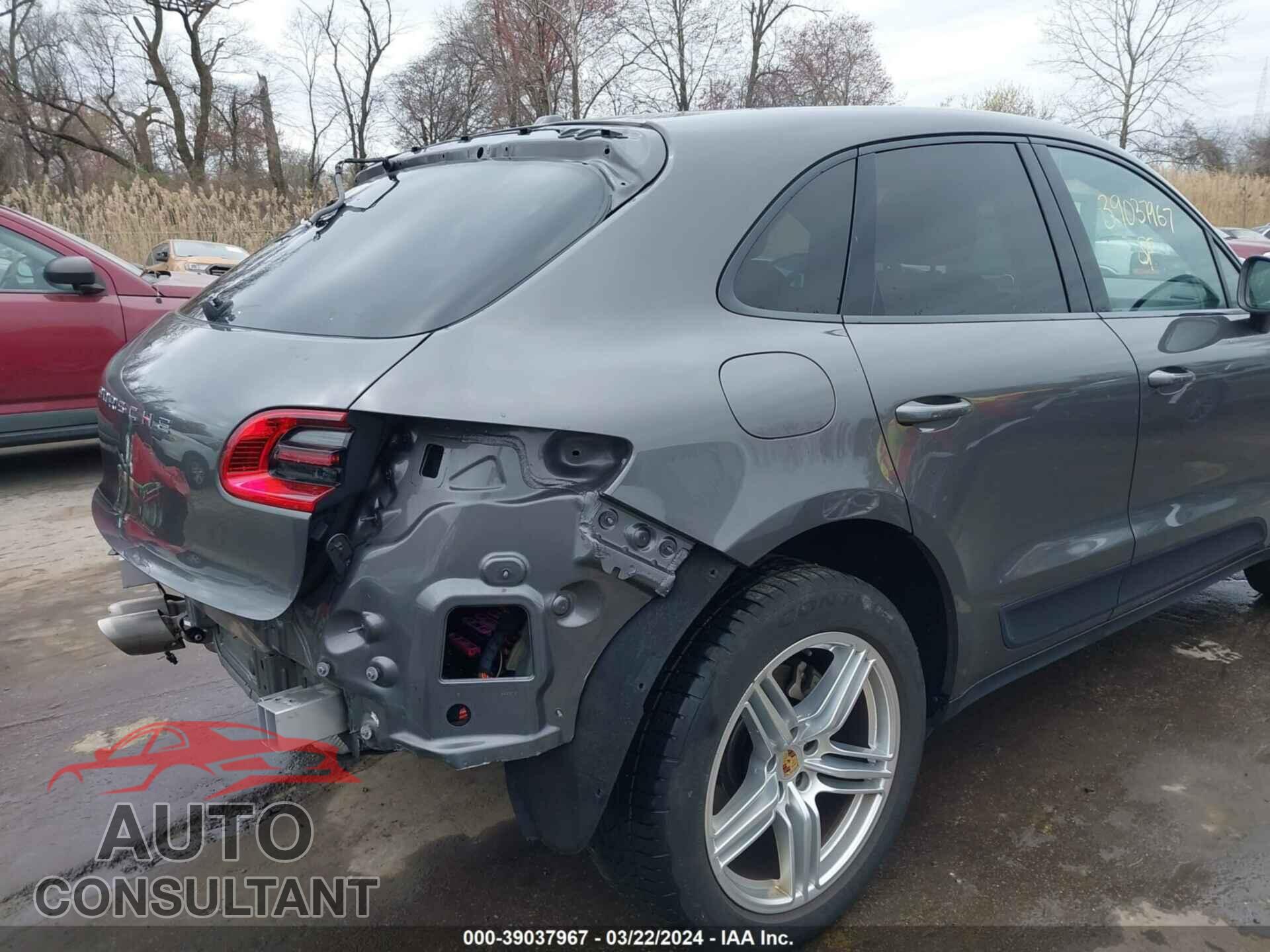 PORSCHE MACAN 2016 - WP1AB2A58GLB43967