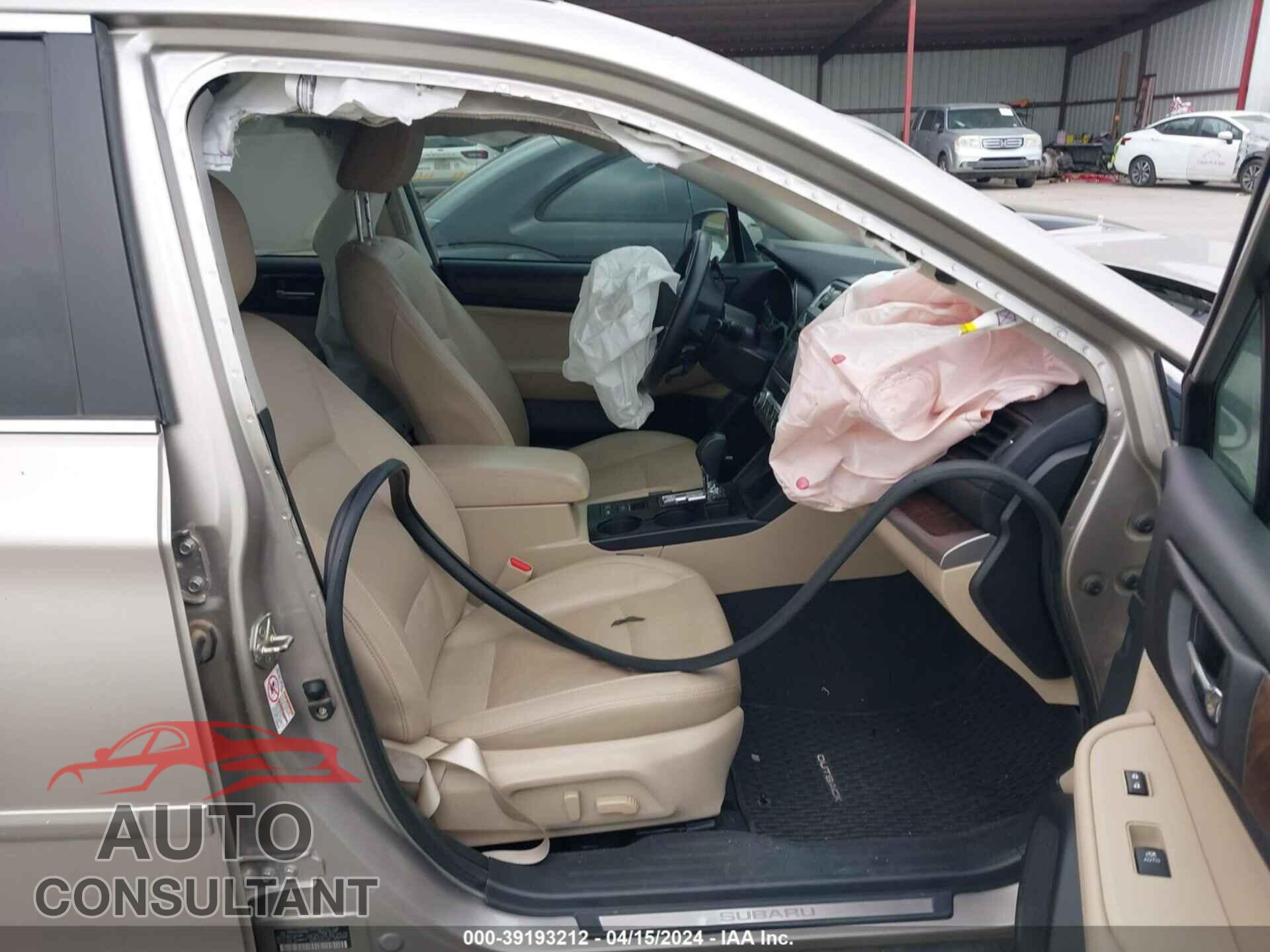 SUBARU OUTBACK 2017 - 4S4BSENC3H3200380