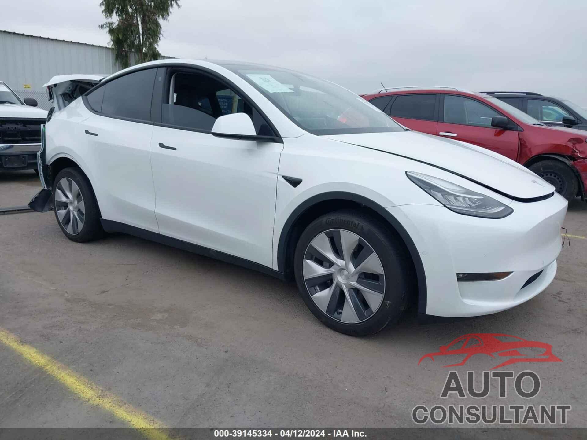 TESLA MODEL Y 2021 - 5YJYGDEEXMF275750