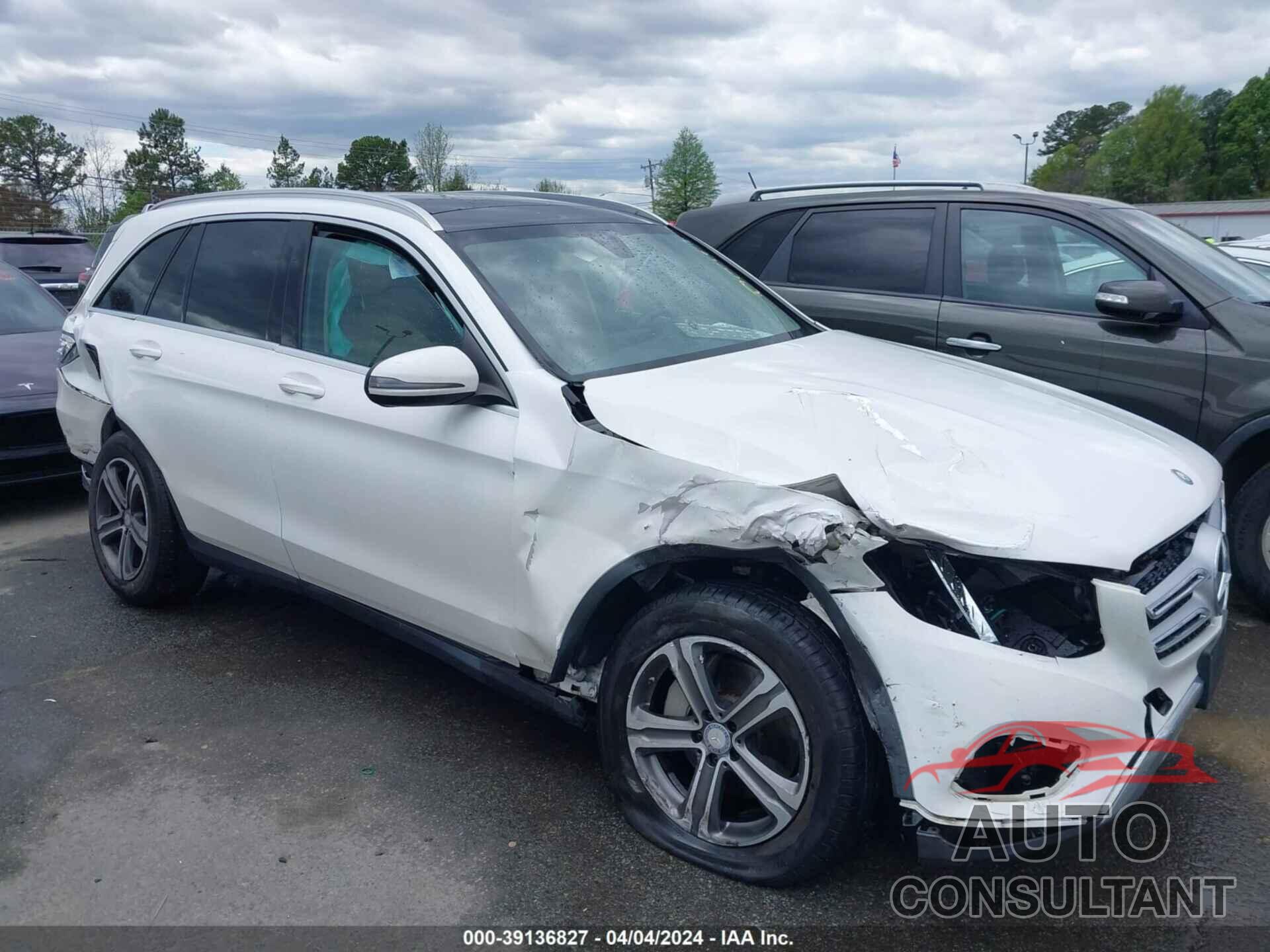 MERCEDES-BENZ GLC 300 2017 - WDC0G4JB7HF195620