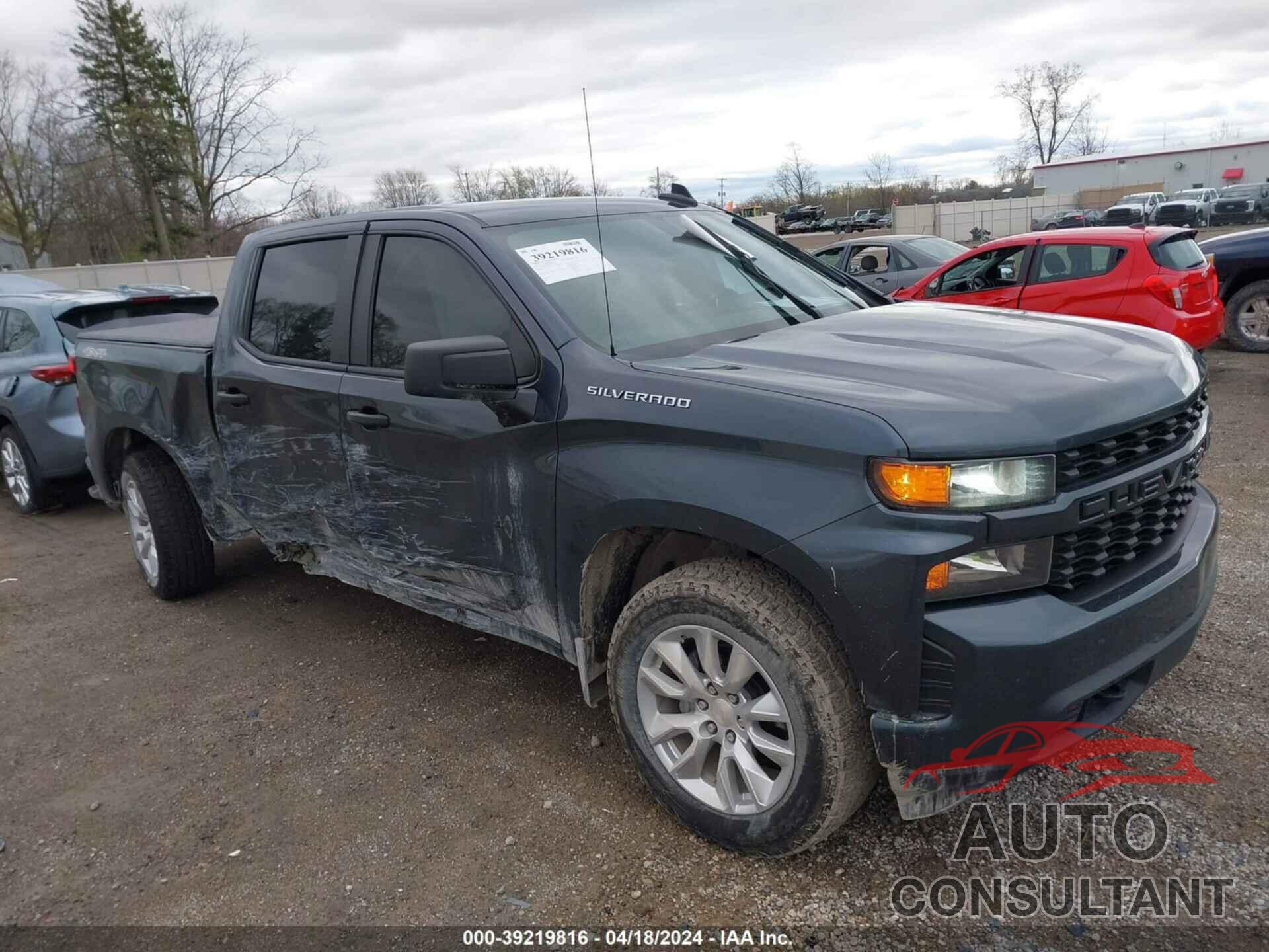 CHEVROLET SILVERADO 1500 2021 - 1GCPYBEK2MZ243260