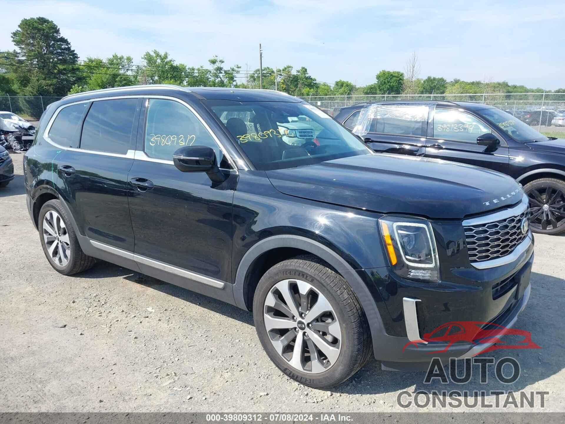 KIA TELLURIDE 2020 - 5XYP3DHC8LG060585