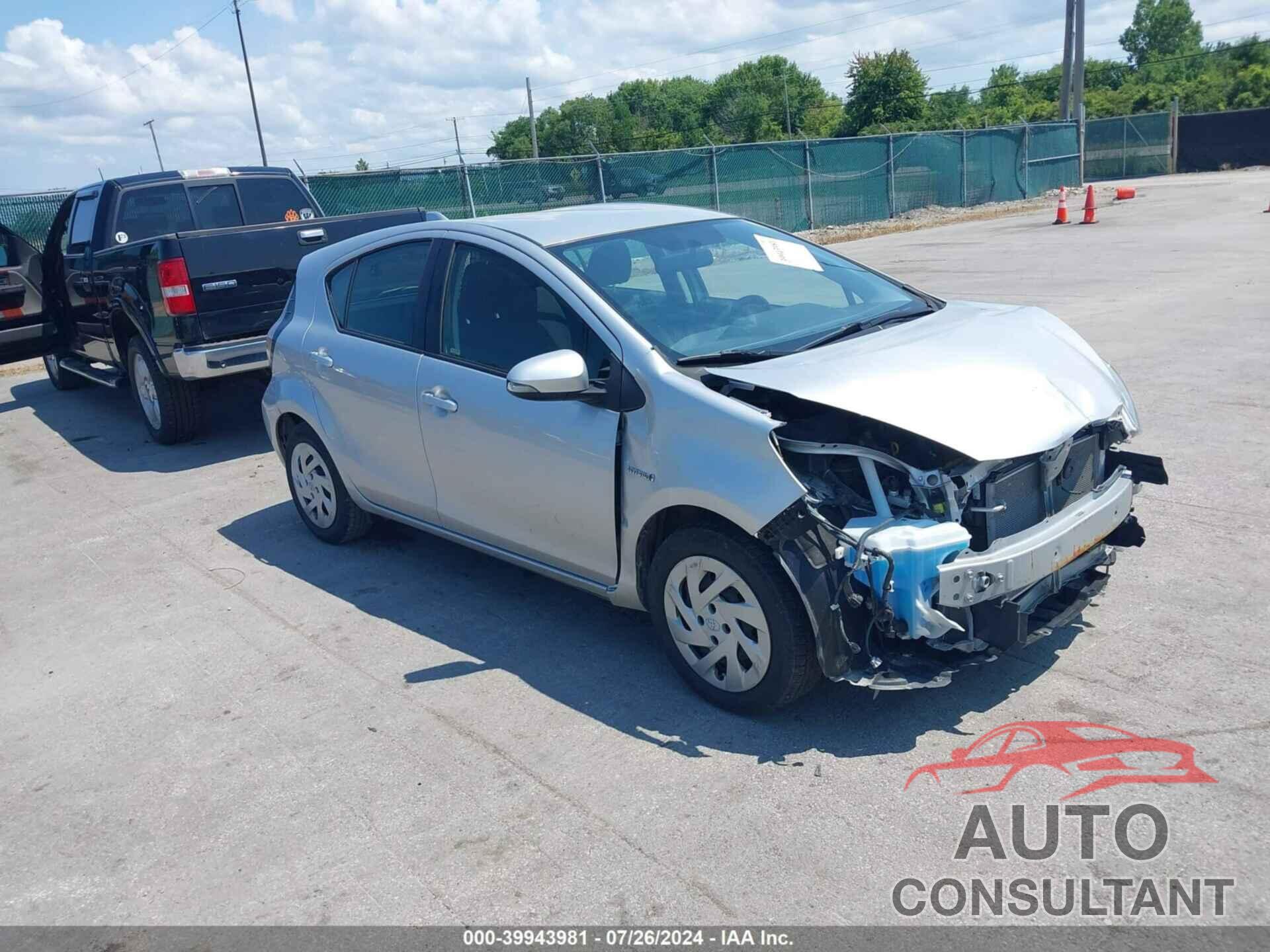 TOYOTA PRIUS C 2016 - JTDKDTB35G1589038