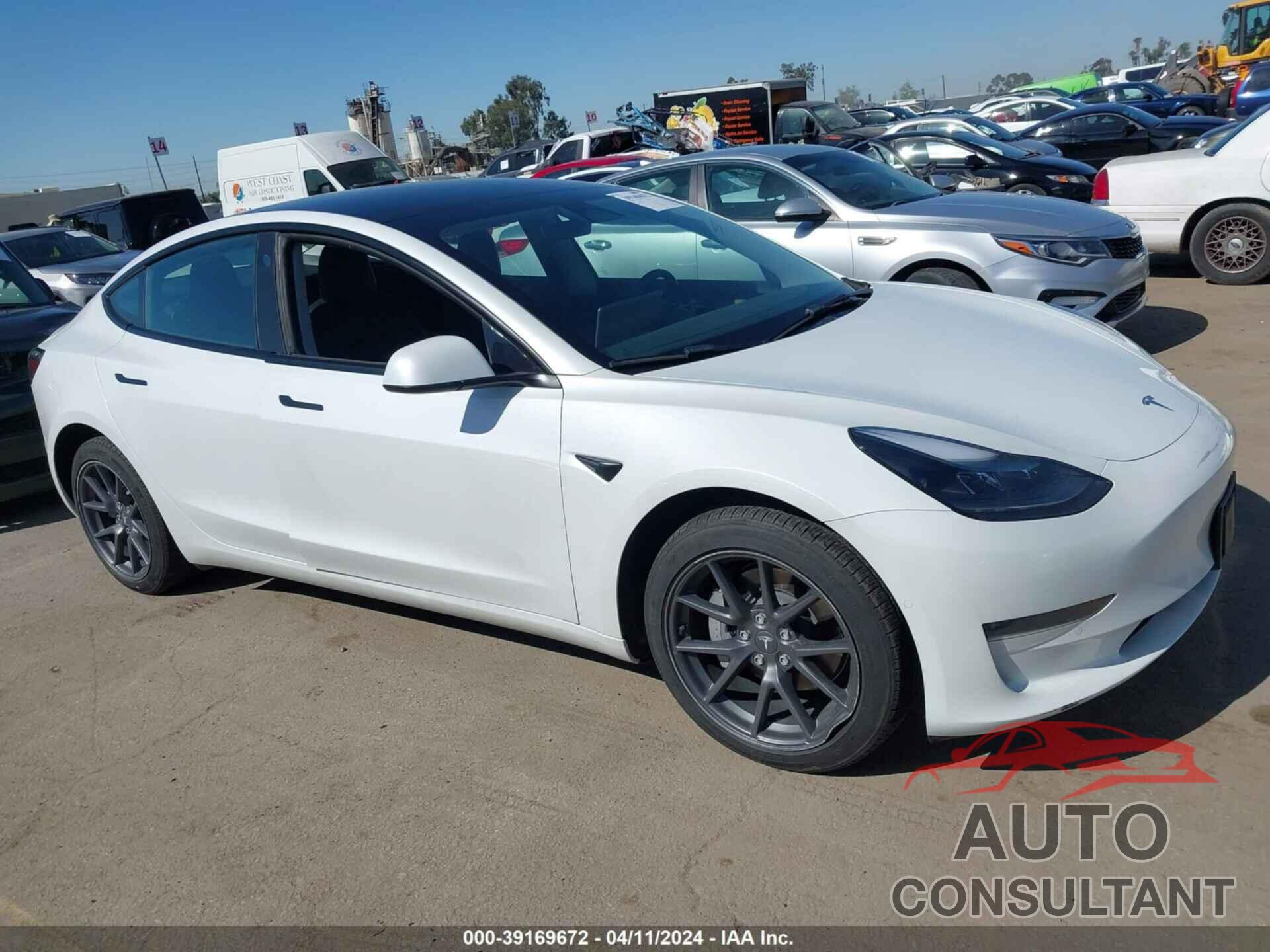 TESLA MODEL 3 2022 - 5YJ3E1EA9NF172607