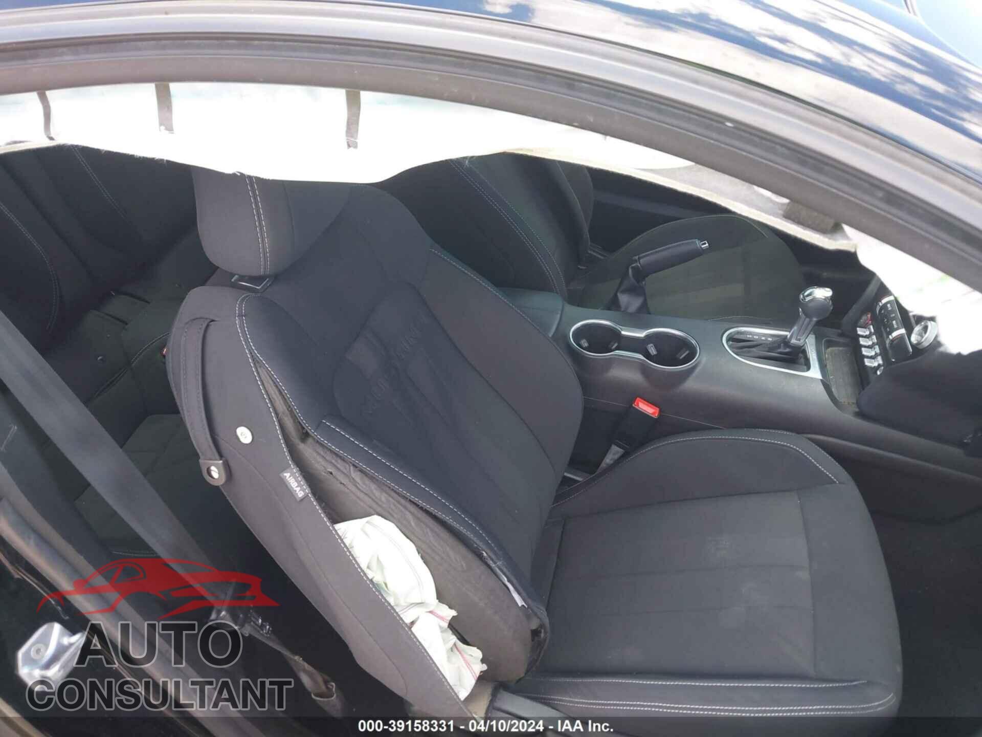 FORD MUSTANG 2019 - 1FA6P8TH0K5168836