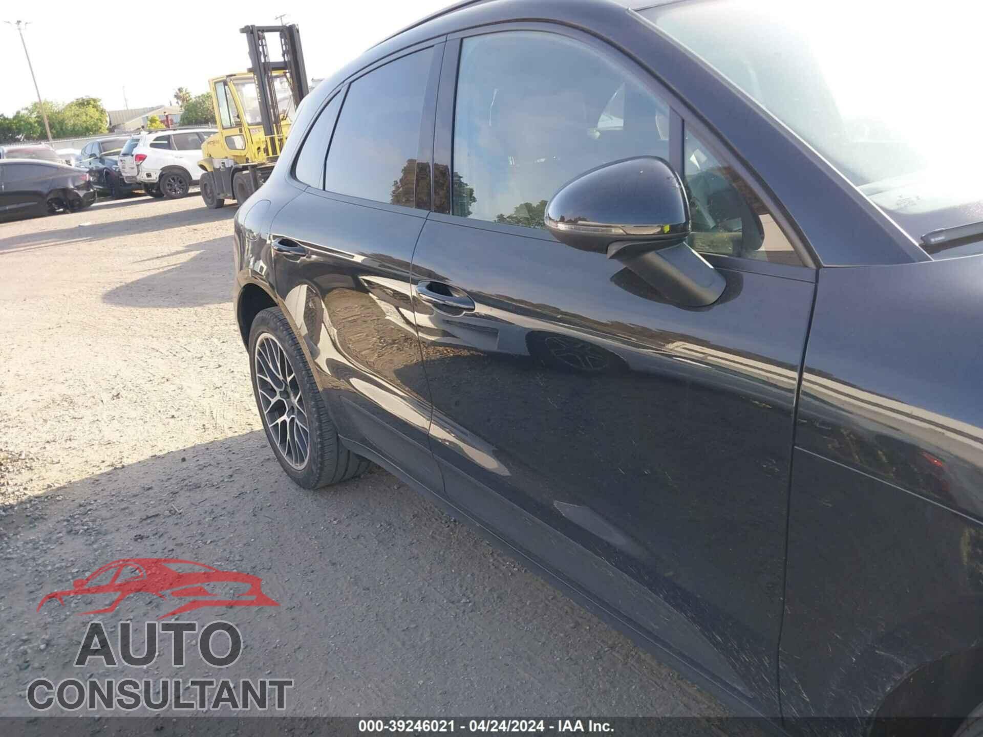 PORSCHE MACAN 2017 - WP1AA2A57HLB02749