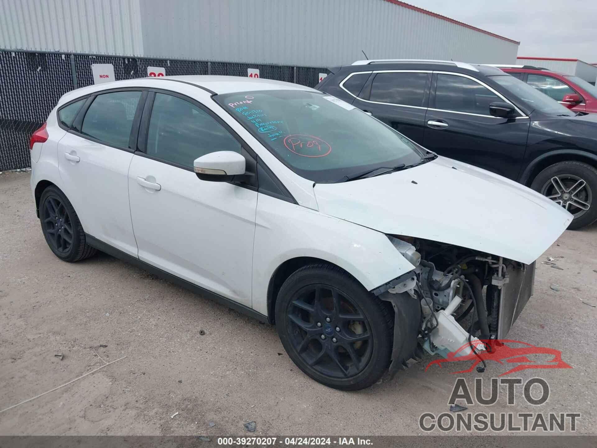 FORD FOCUS 2016 - 1FADP3K29GL311440