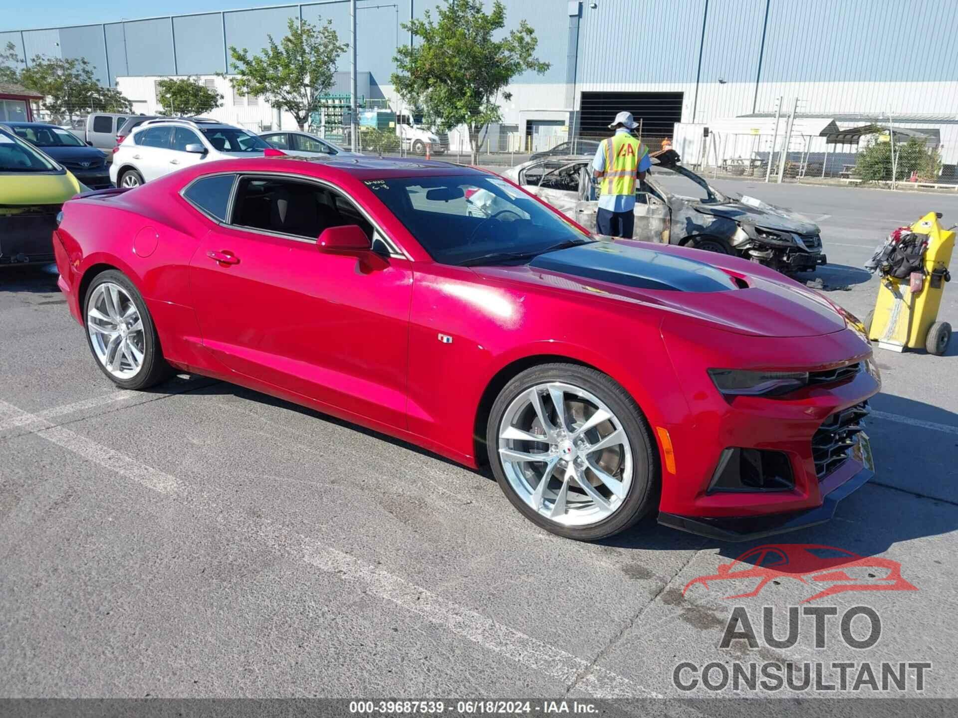 CHEVROLET CAMARO 2021 - 1G1FF1R72M0139902