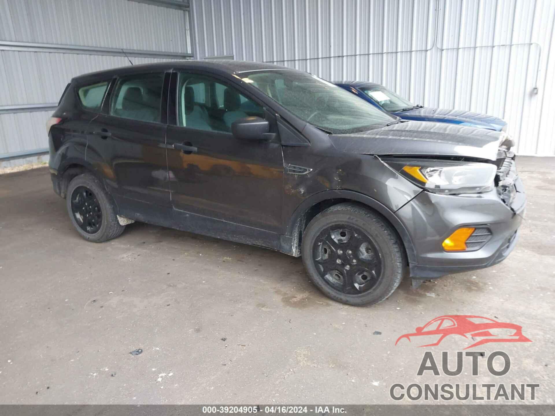 FORD ESCAPE 2018 - 1FMCU0F70JUB06539