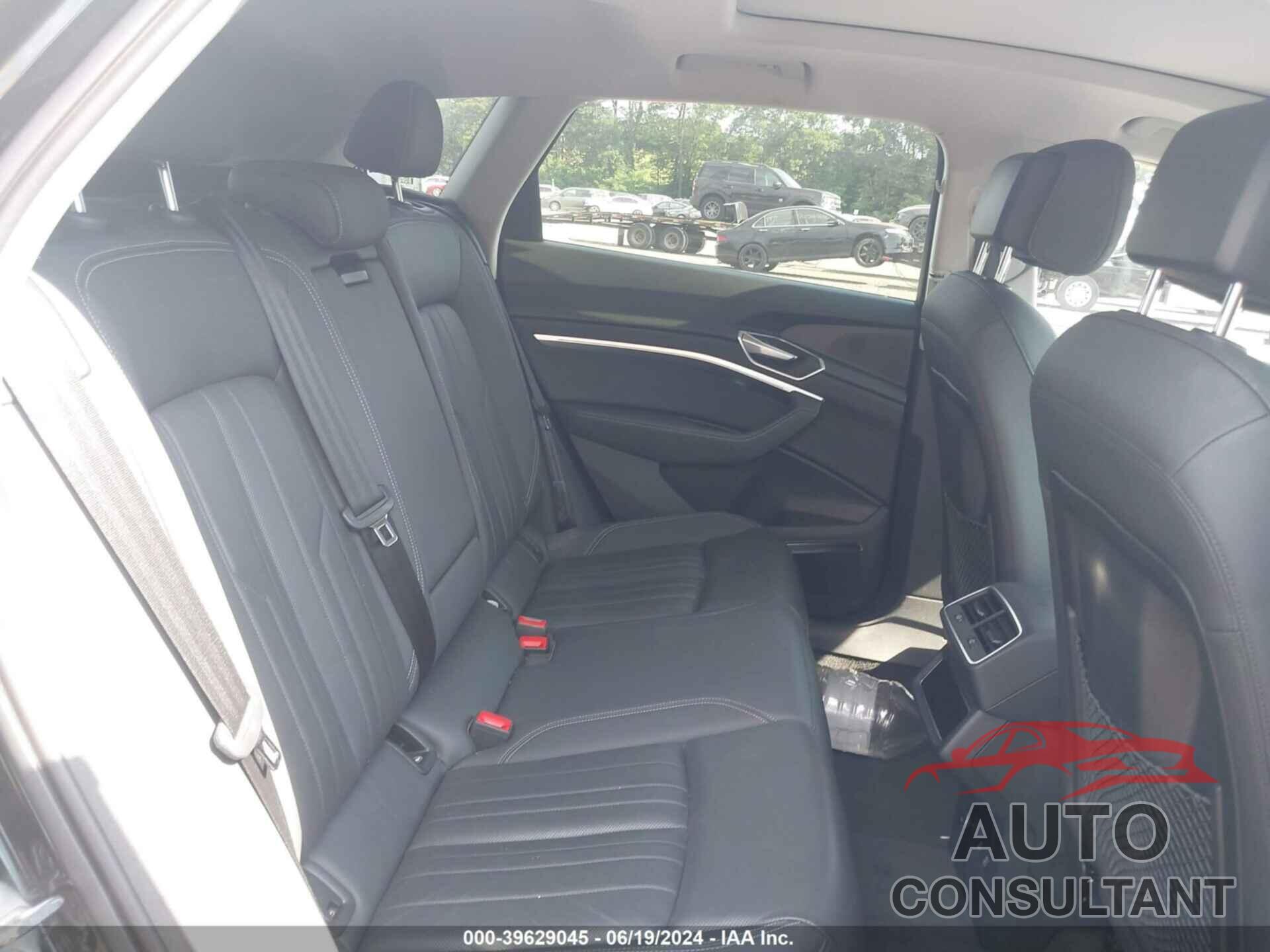 AUDI E-TRON 2021 - WA1LAAGE3MB002931