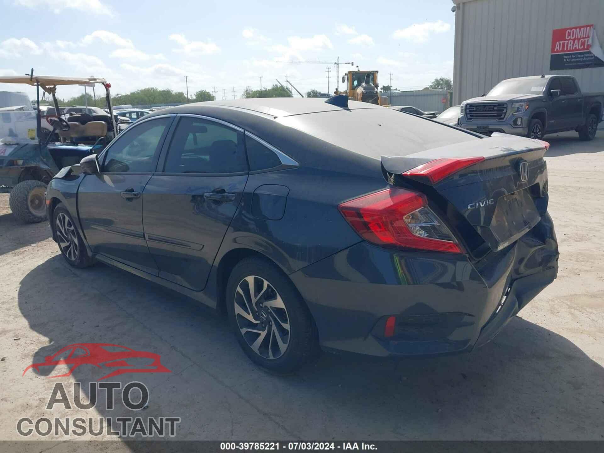 HONDA CIVIC 2018 - 2HGFC2F79JH538941