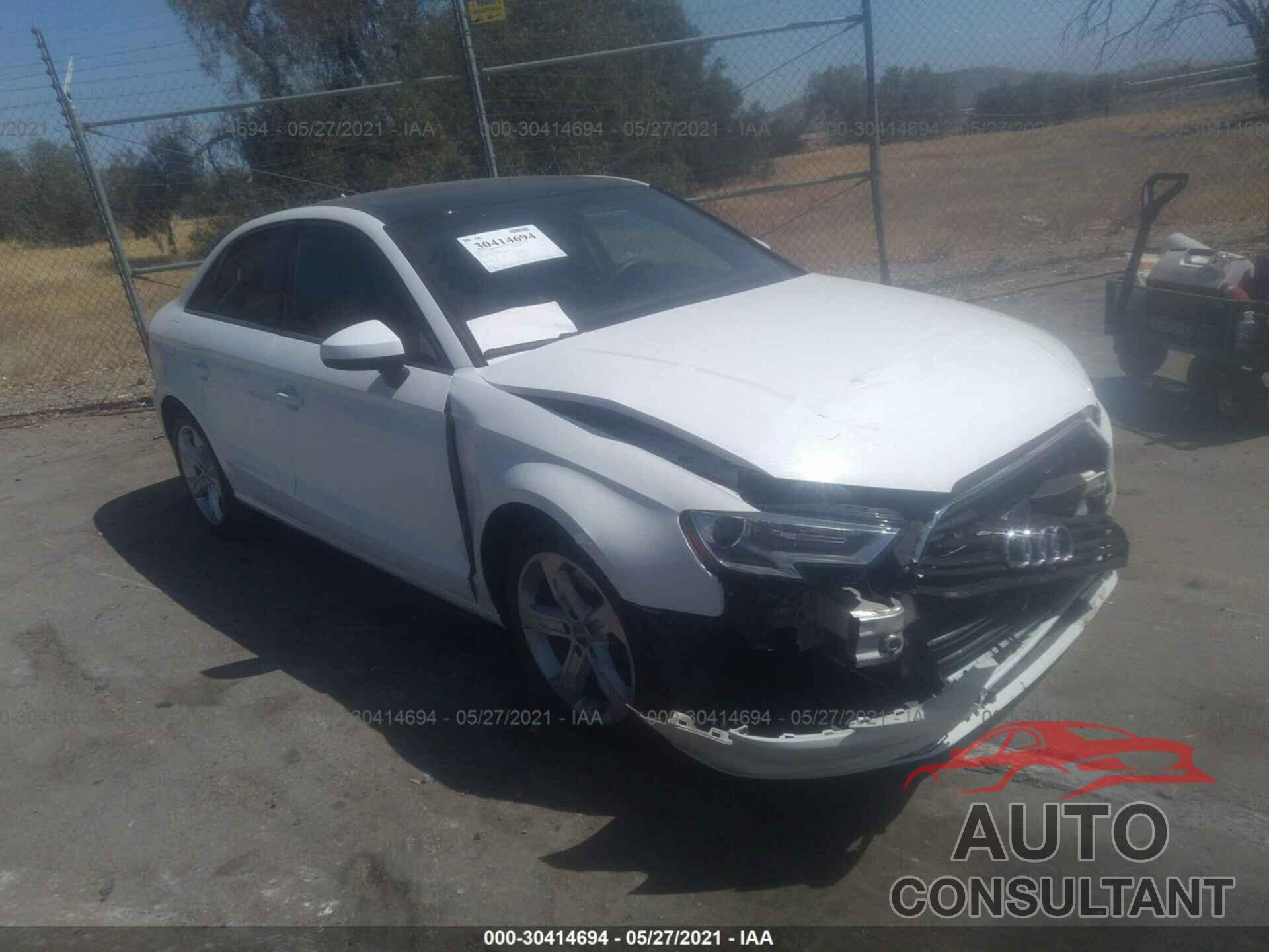 AUDI A3 SEDAN 2018 - WAUAUGFF3J1066886