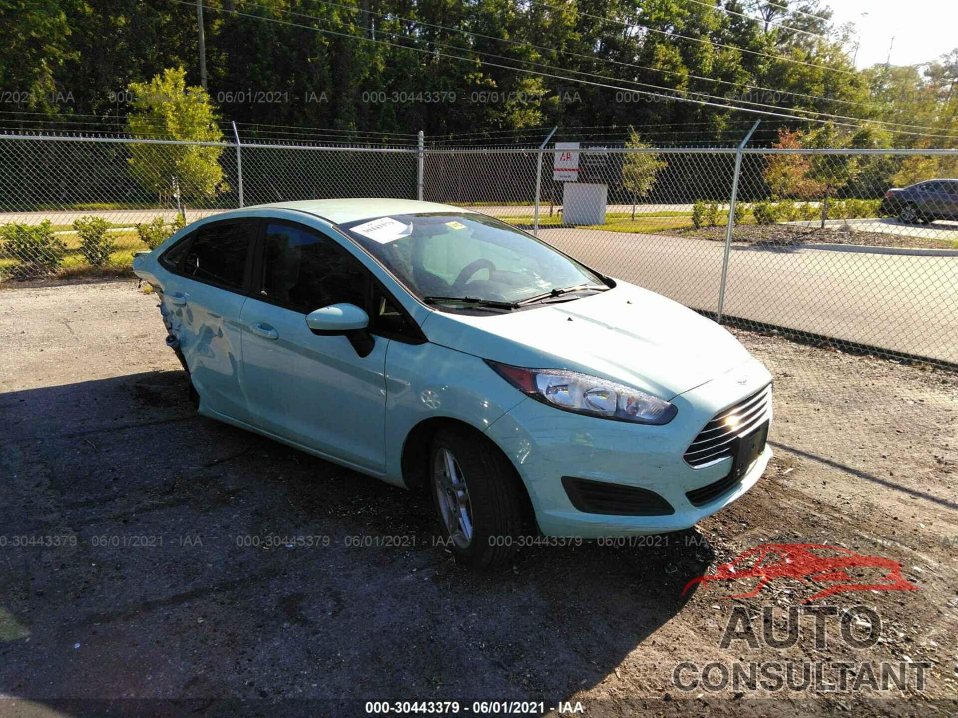 FORD FIESTA 2018 - 3FADP4BJ5JM122304