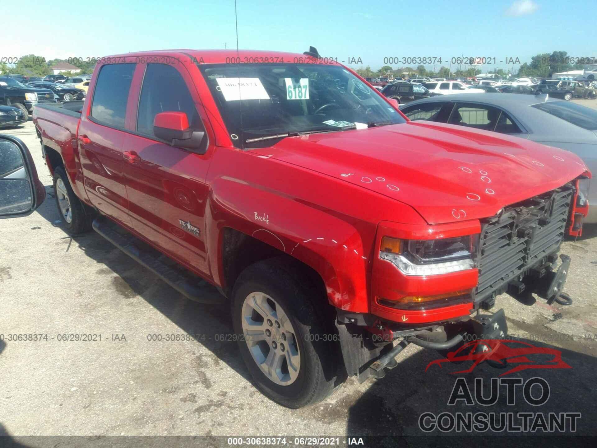 CHEVROLET SILVERADO 1500 2018 - 3GCUKREC8JG189822