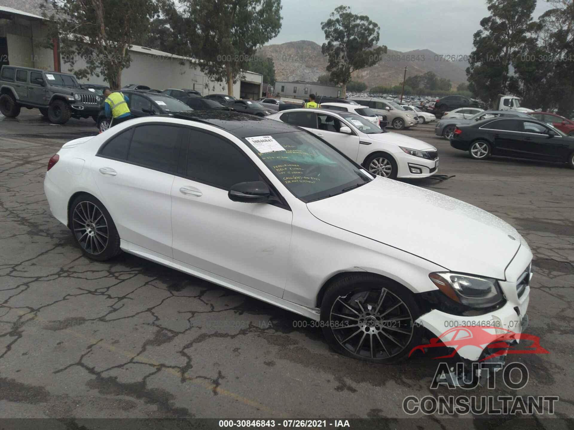 MERCEDES-BENZ C-CLASS 2017 - 55SWF4JB0HU231864