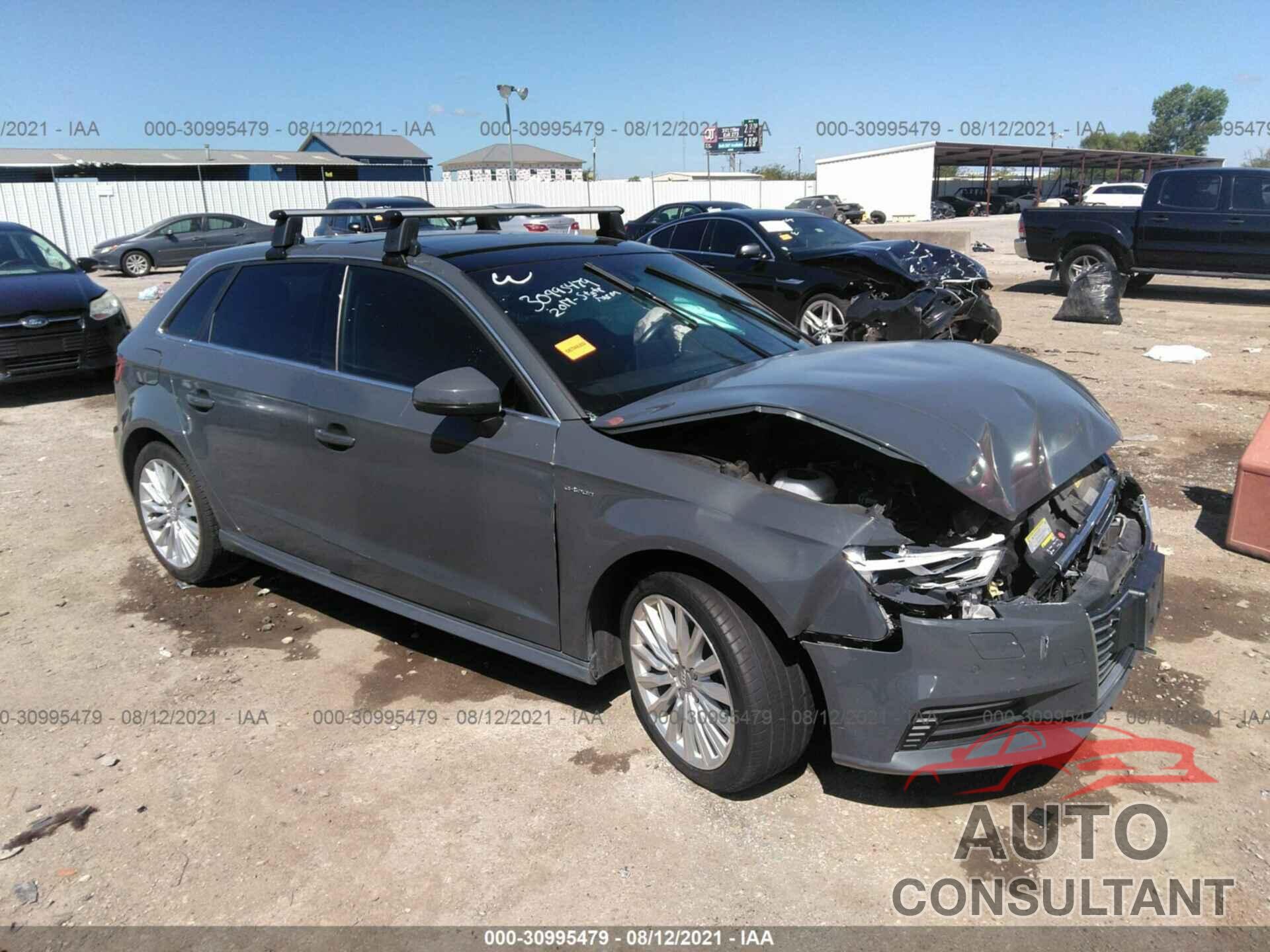 AUDI A3 SPORTBACK E-TRON 2017 - WAUTPBFF1HA047444