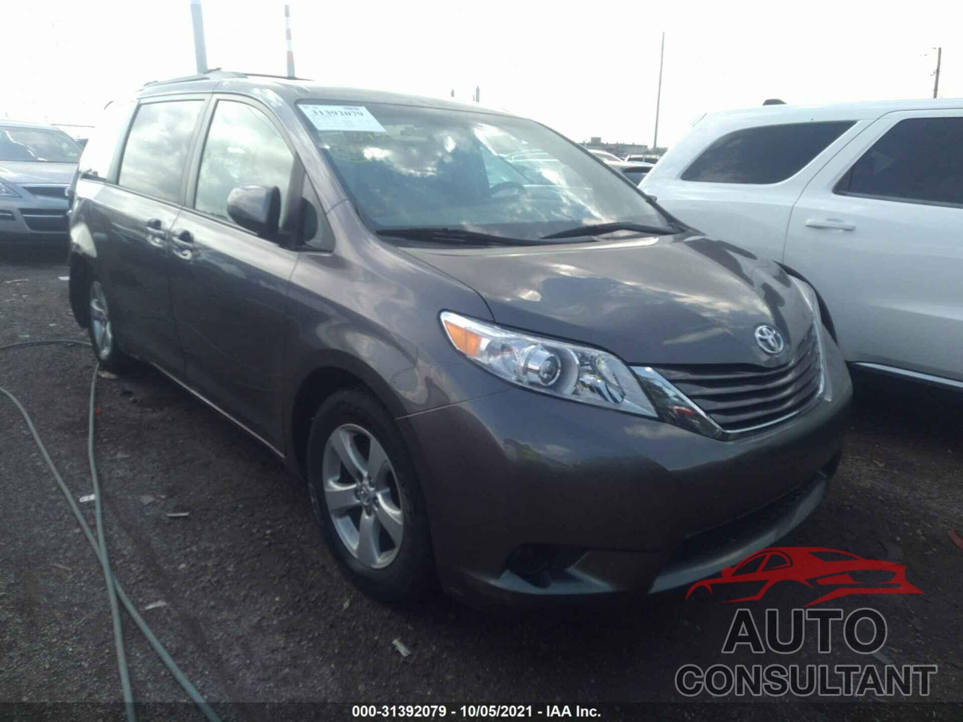 TOYOTA SIENNA 2017 - 5TDKZ3DC7HS771925