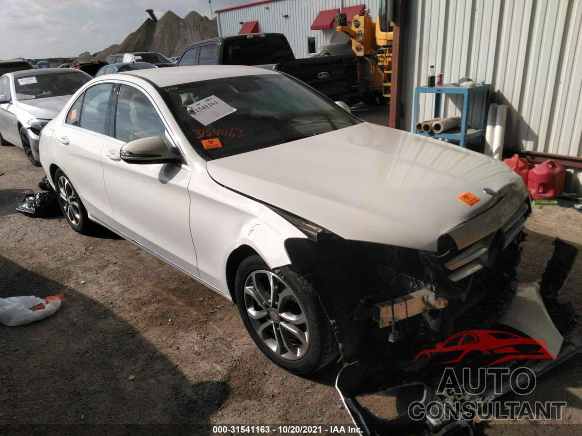 MERCEDES-BENZ C-CLASS 2016 - 55SWF4JB1GU153223