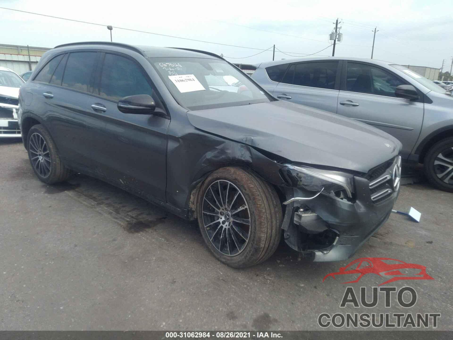 MERCEDES-BENZ GLC 2019 - WDC0G4JB9KV169436