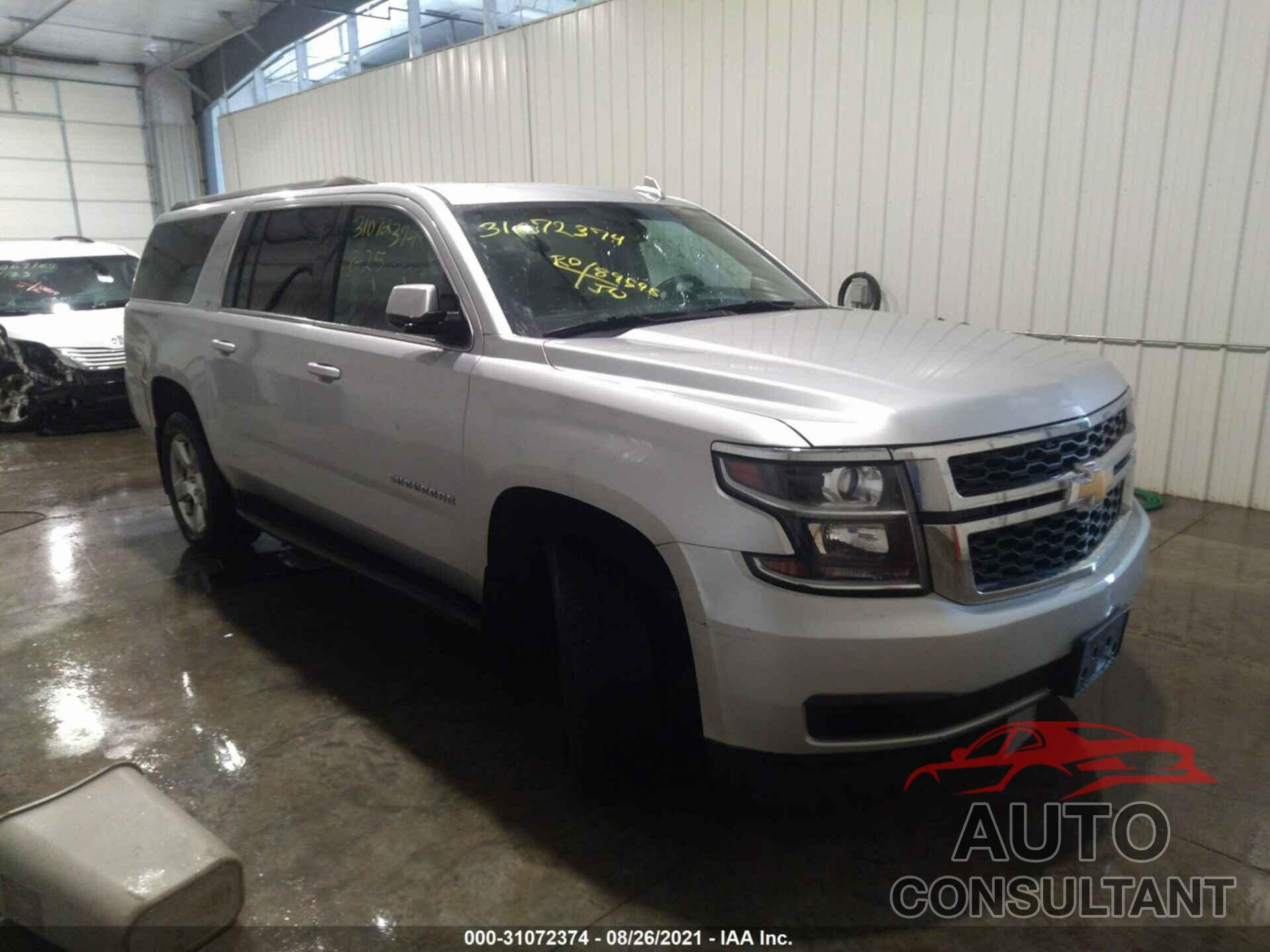 CHEVROLET SUBURBAN 2016 - 1GNSKHKC8GR242427