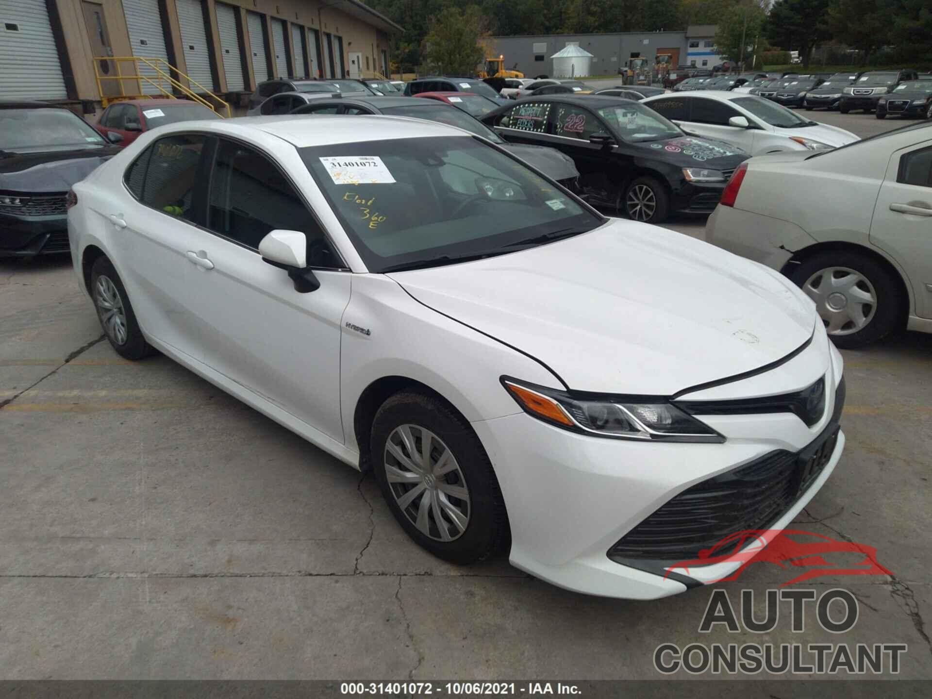 TOYOTA CAMRY 2018 - 4T1B31HK3JU003590