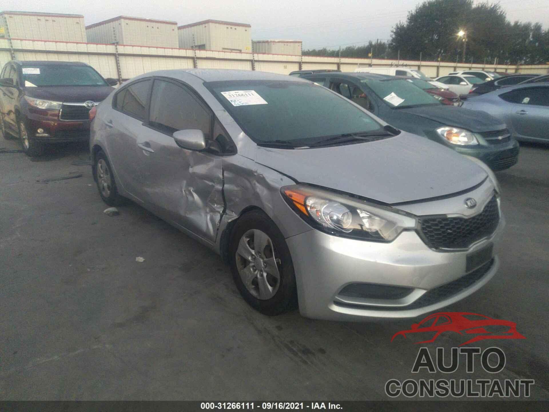 KIA FORTE 2016 - KNAFK4A6XG5493405