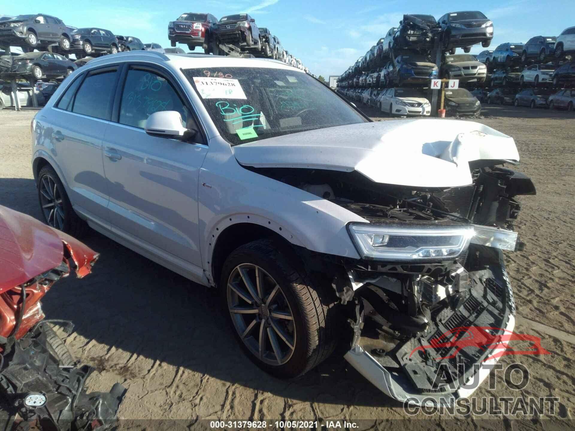 AUDI Q3 2018 - WA1HCCFS2JR031102