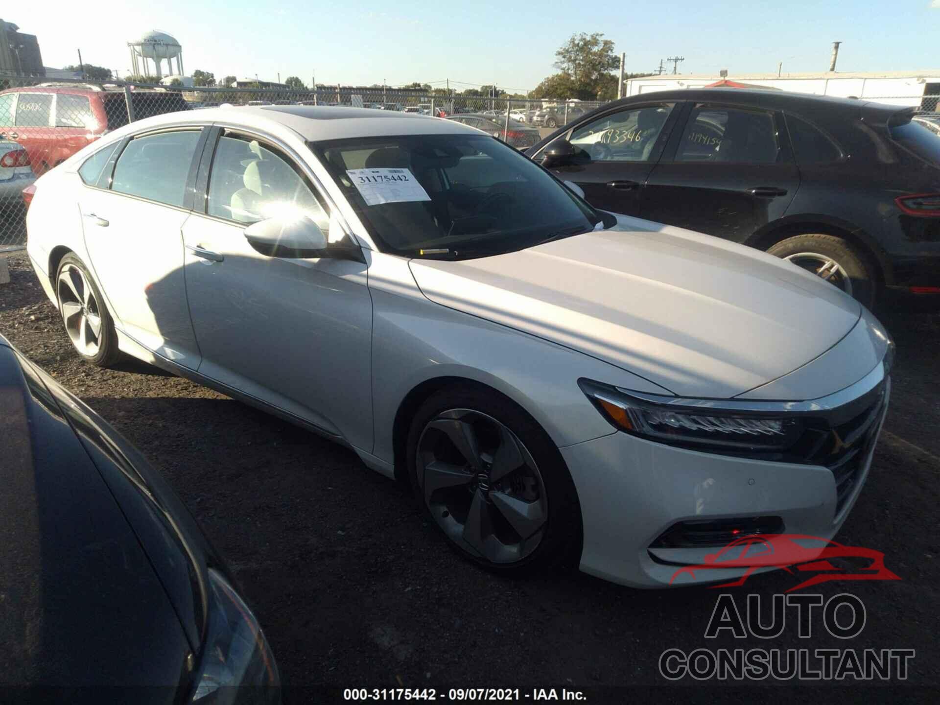 HONDA ACCORD SEDAN 2018 - 1HGCV2F90JA017975