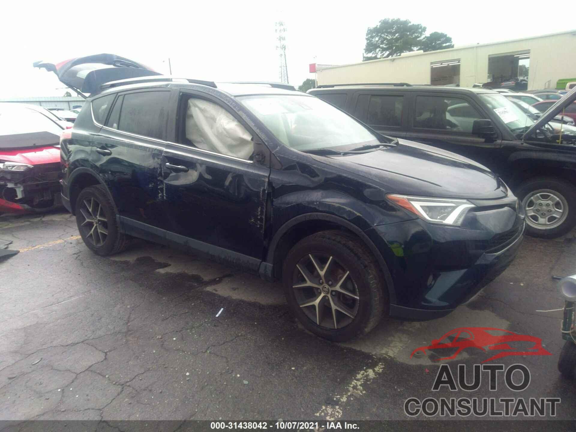 TOYOTA RAV4 2017 - JTMNFREV4HJ713650