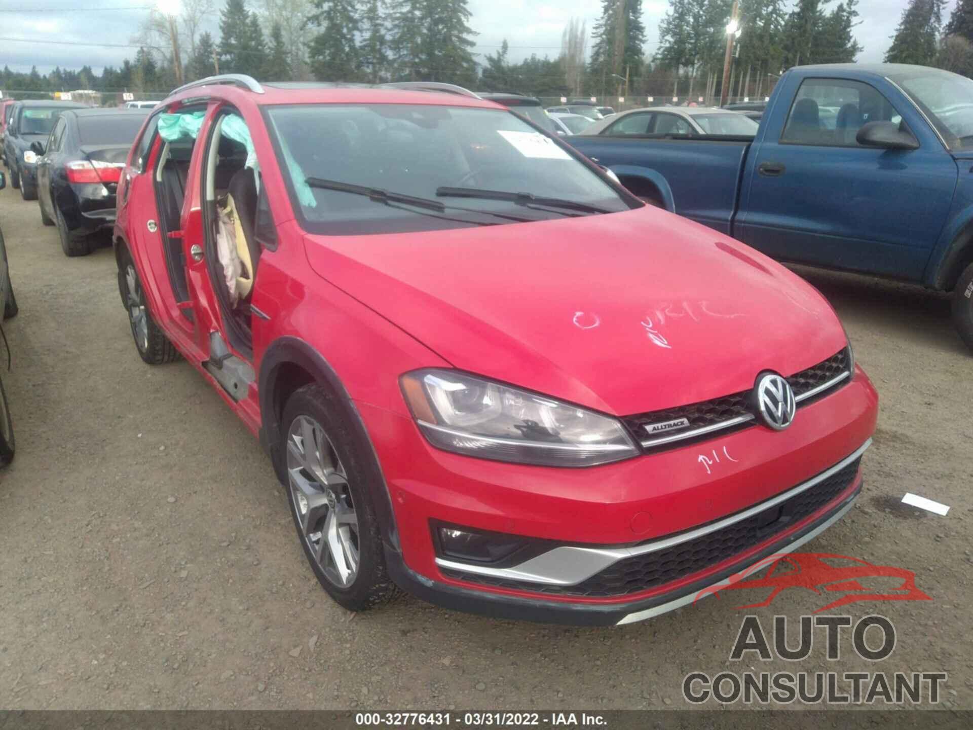 VOLKSWAGEN GOLF ALLTRACK 2017 - 3VWH17AU6HM506223