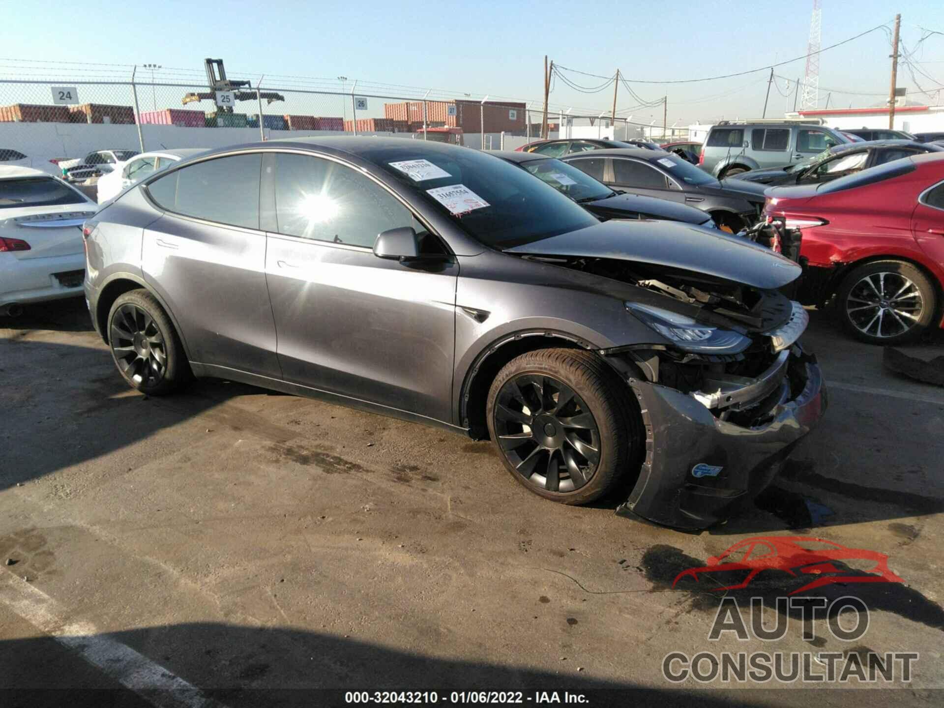 TESLA MODEL Y 2021 - 5YJYGDEE2MF159491
