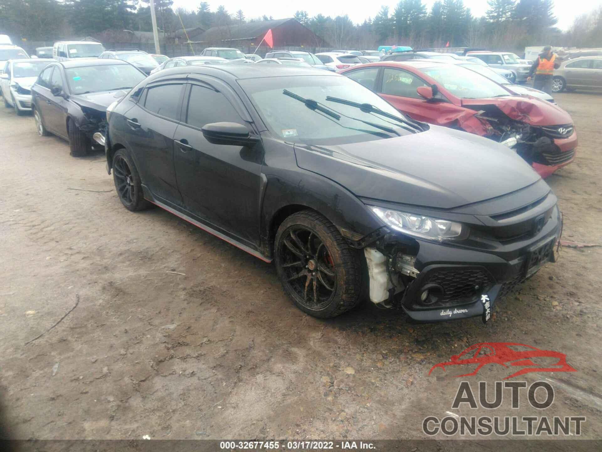 HONDA CIVIC HATCHBACK 2018 - SHHFK7H46JU428127