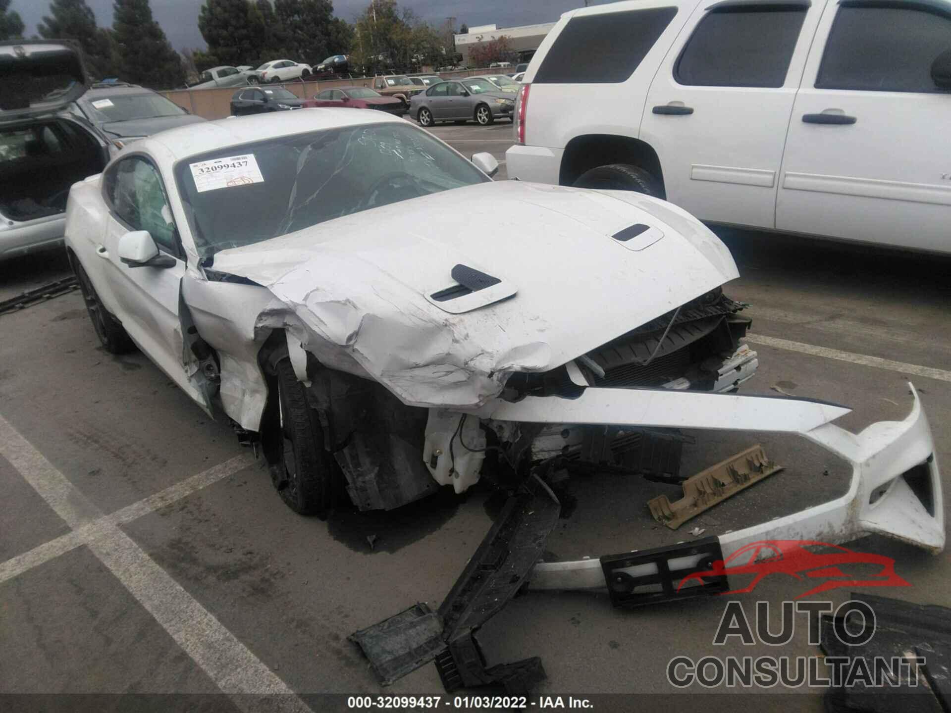 FORD MUSTANG 2018 - 1FA6P8TH7J5124878