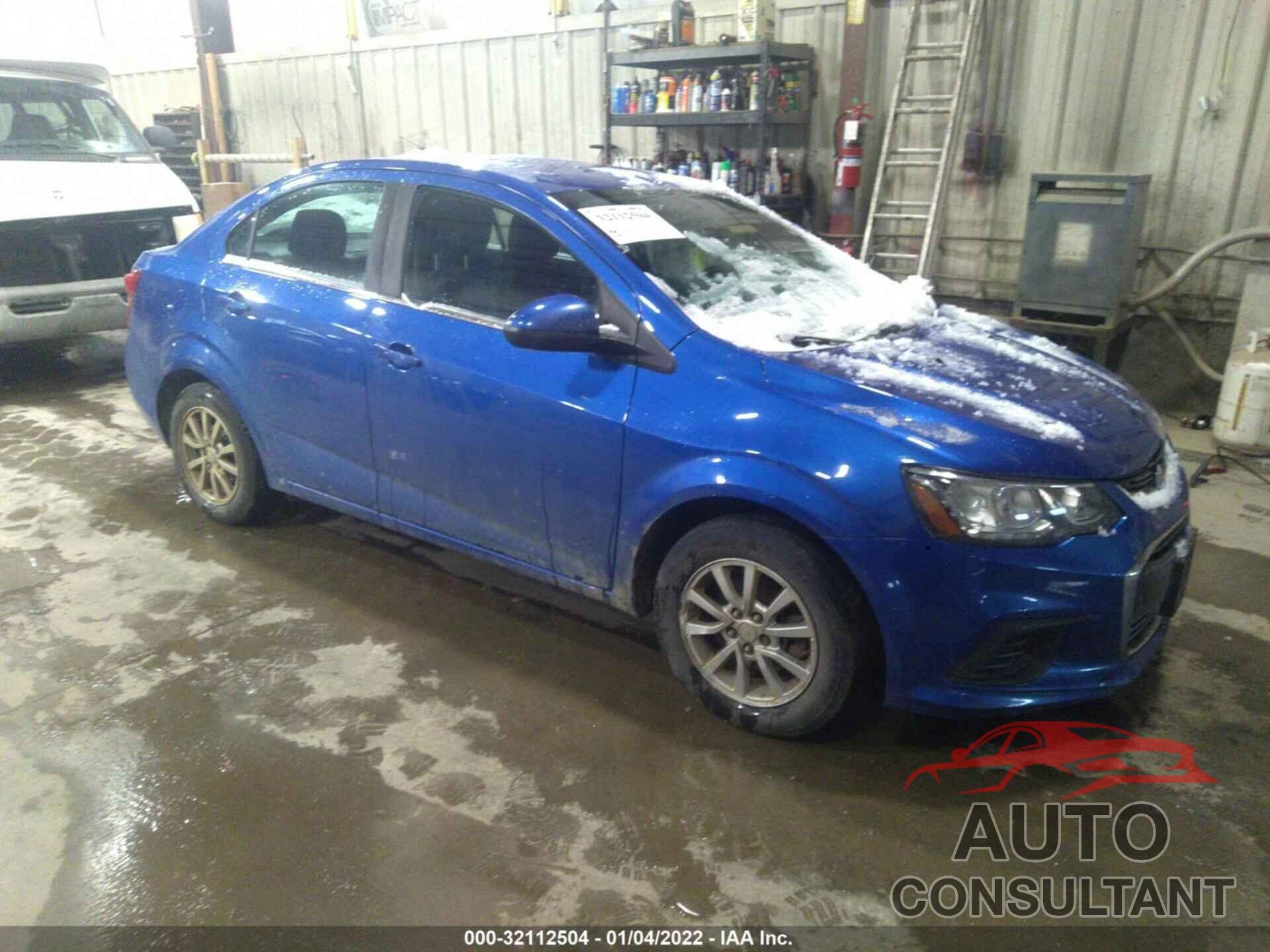 CHEVROLET SONIC 2017 - 1G1JD5SH0H4103070