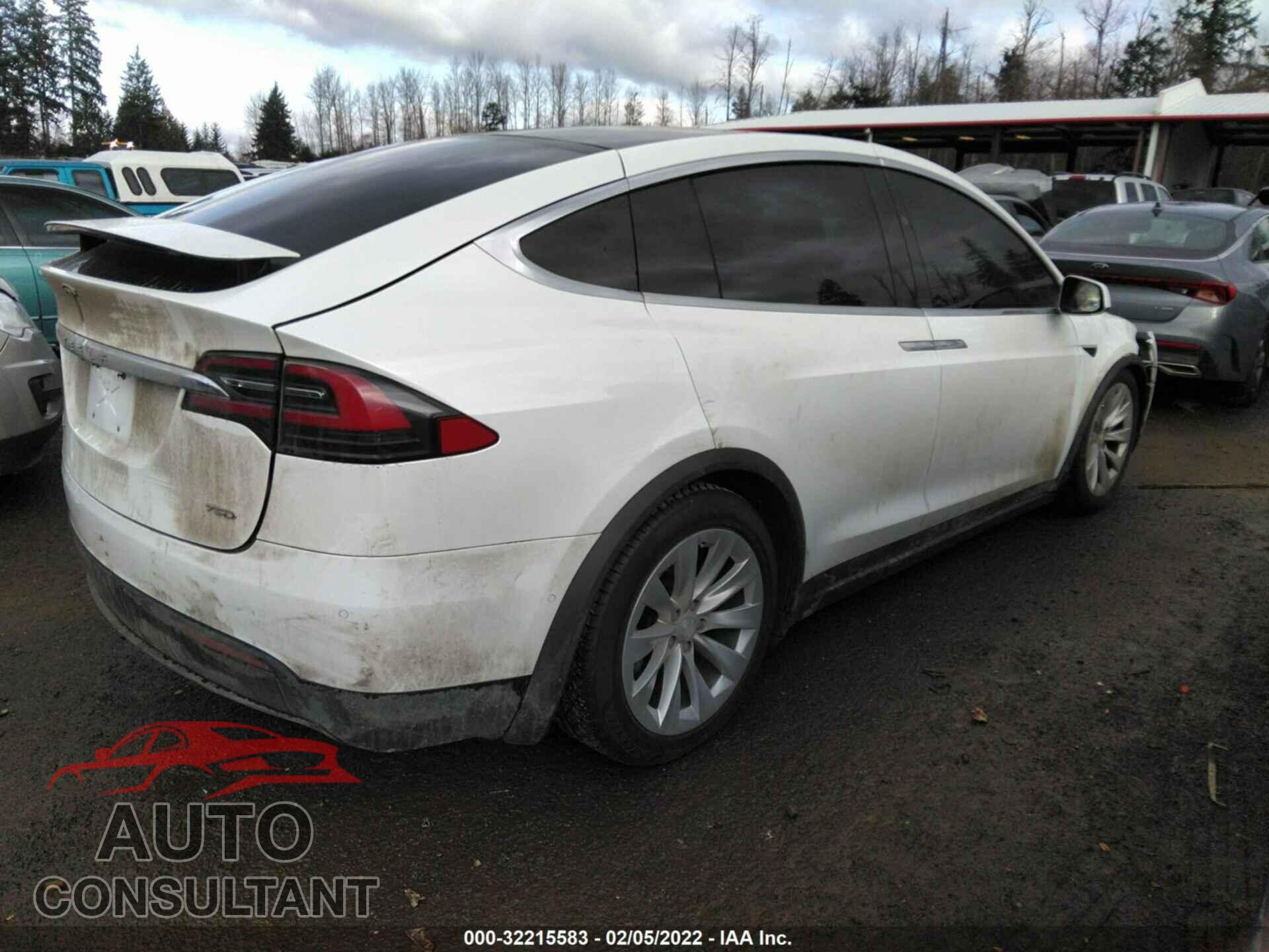 TESLA MODEL X 2017 - 5YJXCBE21HF050415
