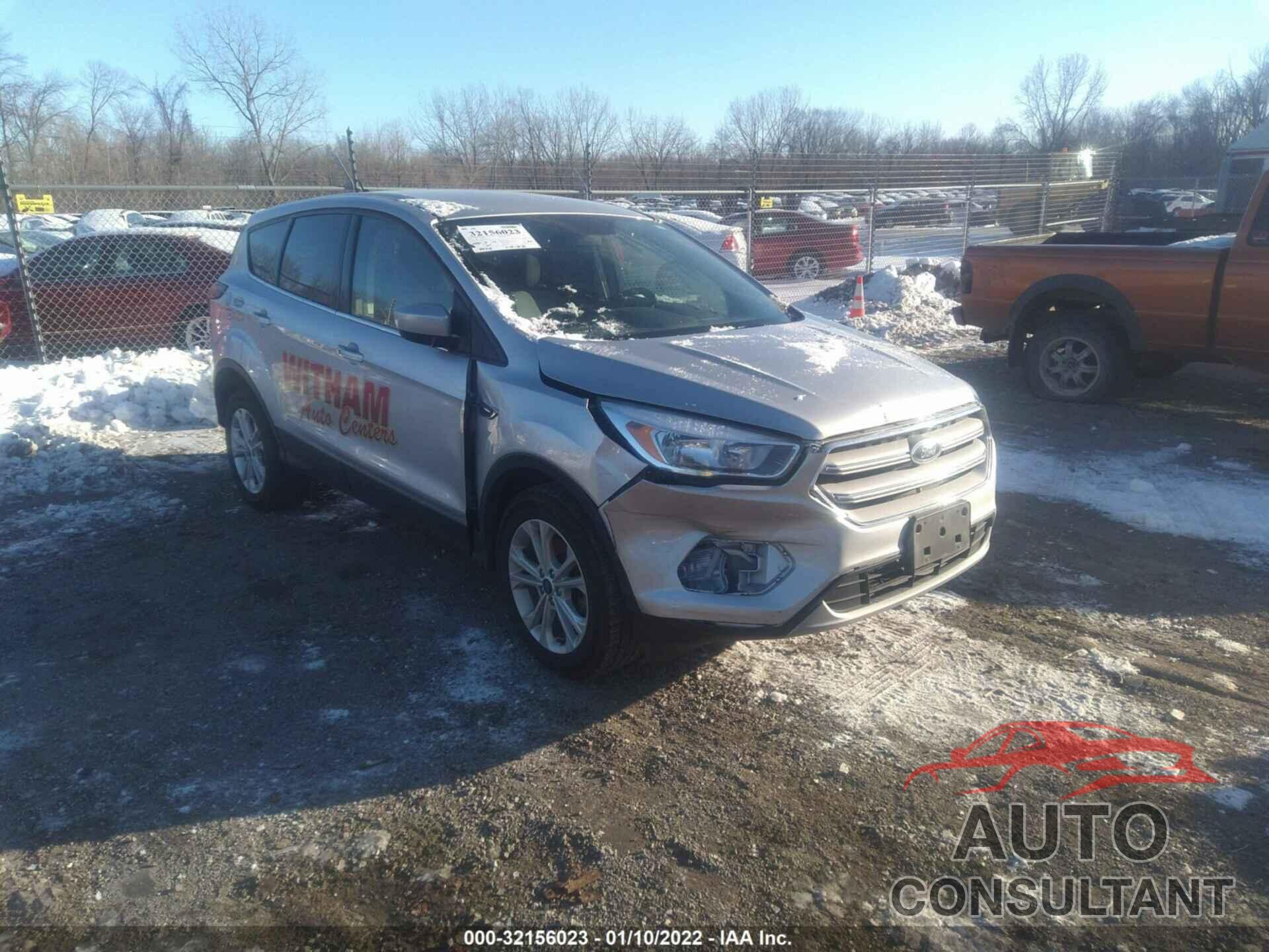 FORD ESCAPE 2019 - 1FMCU0GD7KUA93214