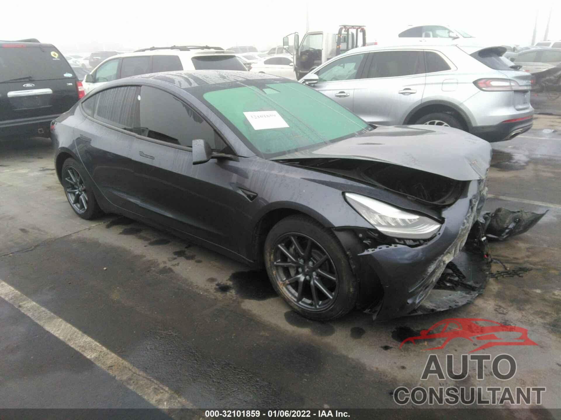 TESLA MODEL 3 2019 - 5YJ3E1EA2KF308295