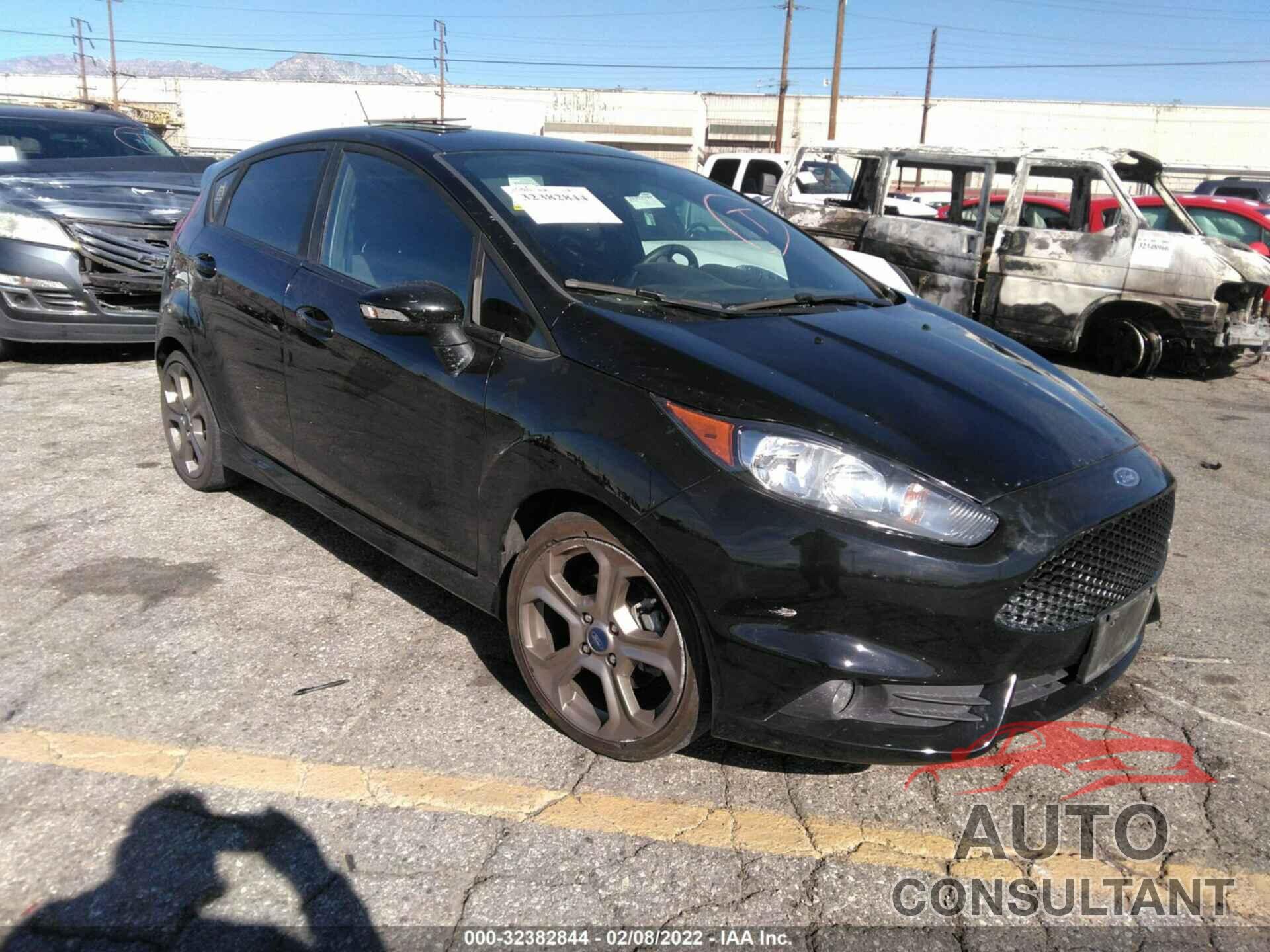 FORD FIESTA 2018 - 3FADP4GX7JM132572