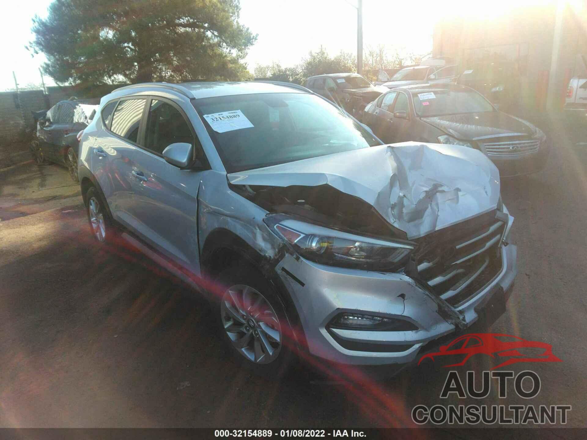 HYUNDAI TUCSON 2018 - KM8J33A41JU689681