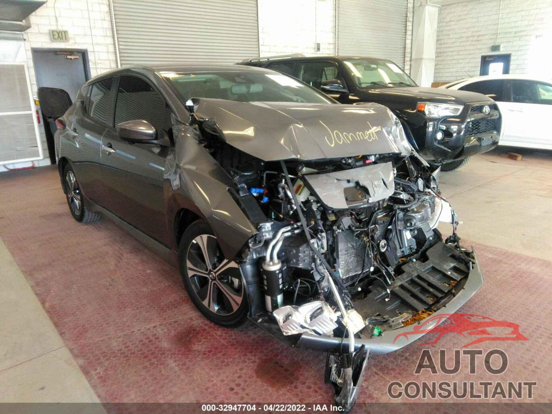 NISSAN LEAF 2022 - 1N4AZ1CV5NC551141