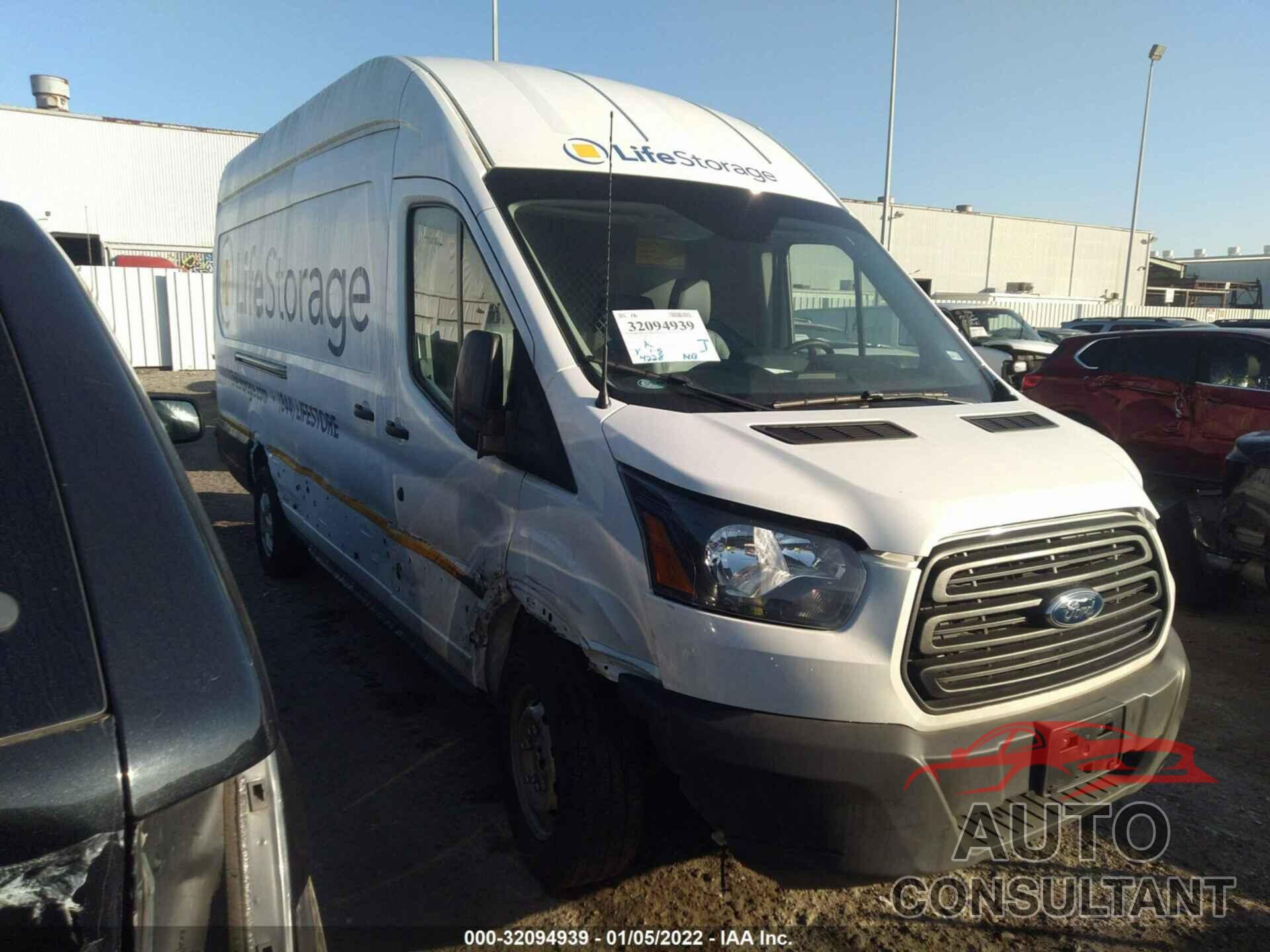 FORD TRANSIT VAN 2019 - 1FTYR3XM8KKA79945