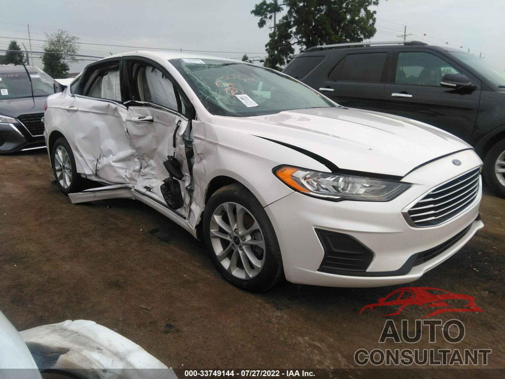 FORD FUSION HYBRID 2019 - 3FA6P0LU4KR131199