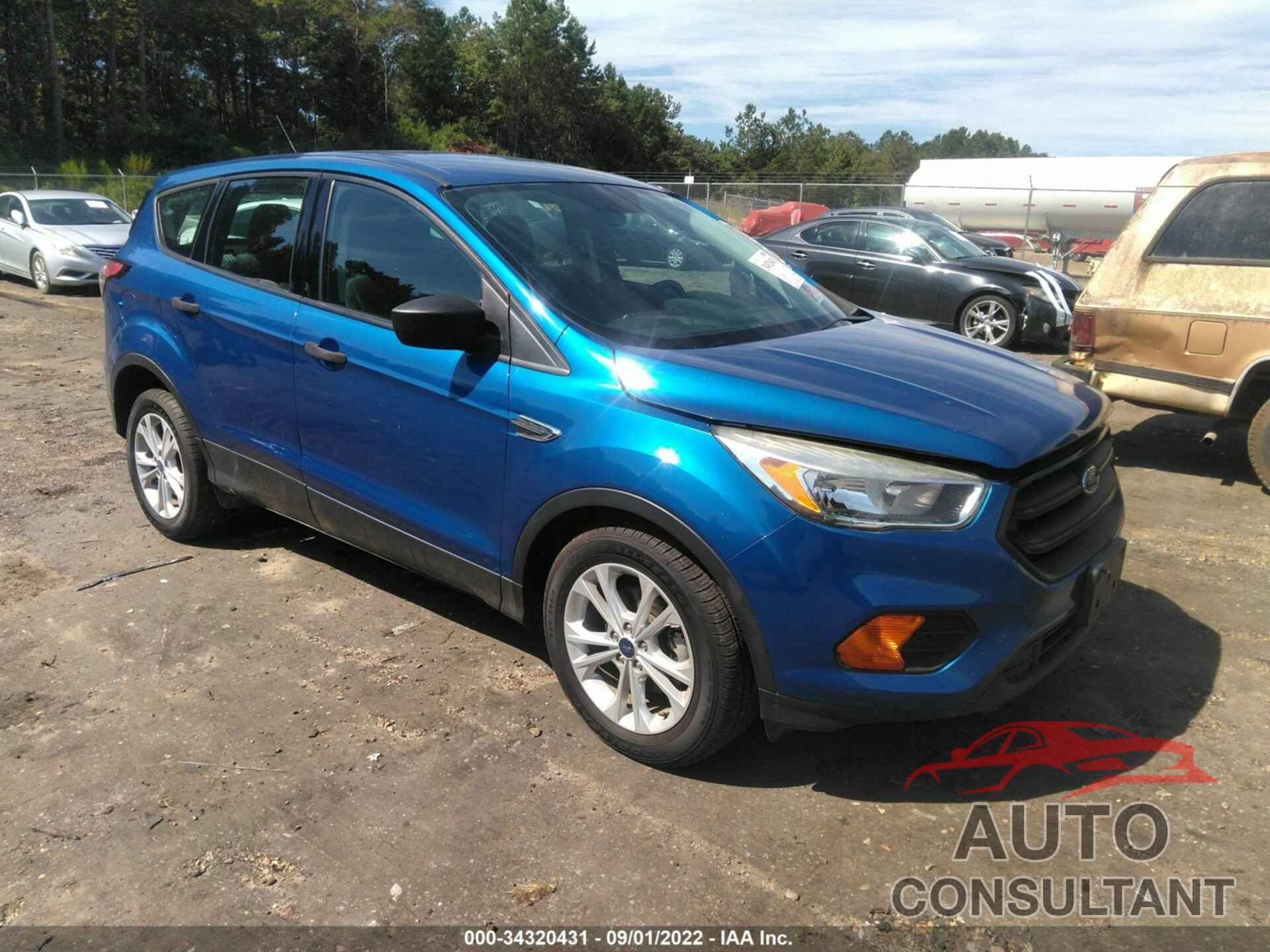 FORD ESCAPE 2017 - 1FMCU0F78HUB56745