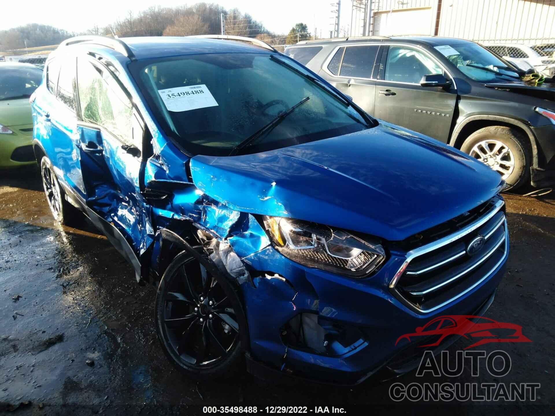 FORD ESCAPE 2019 - 1FMCU9GD5KUB23556