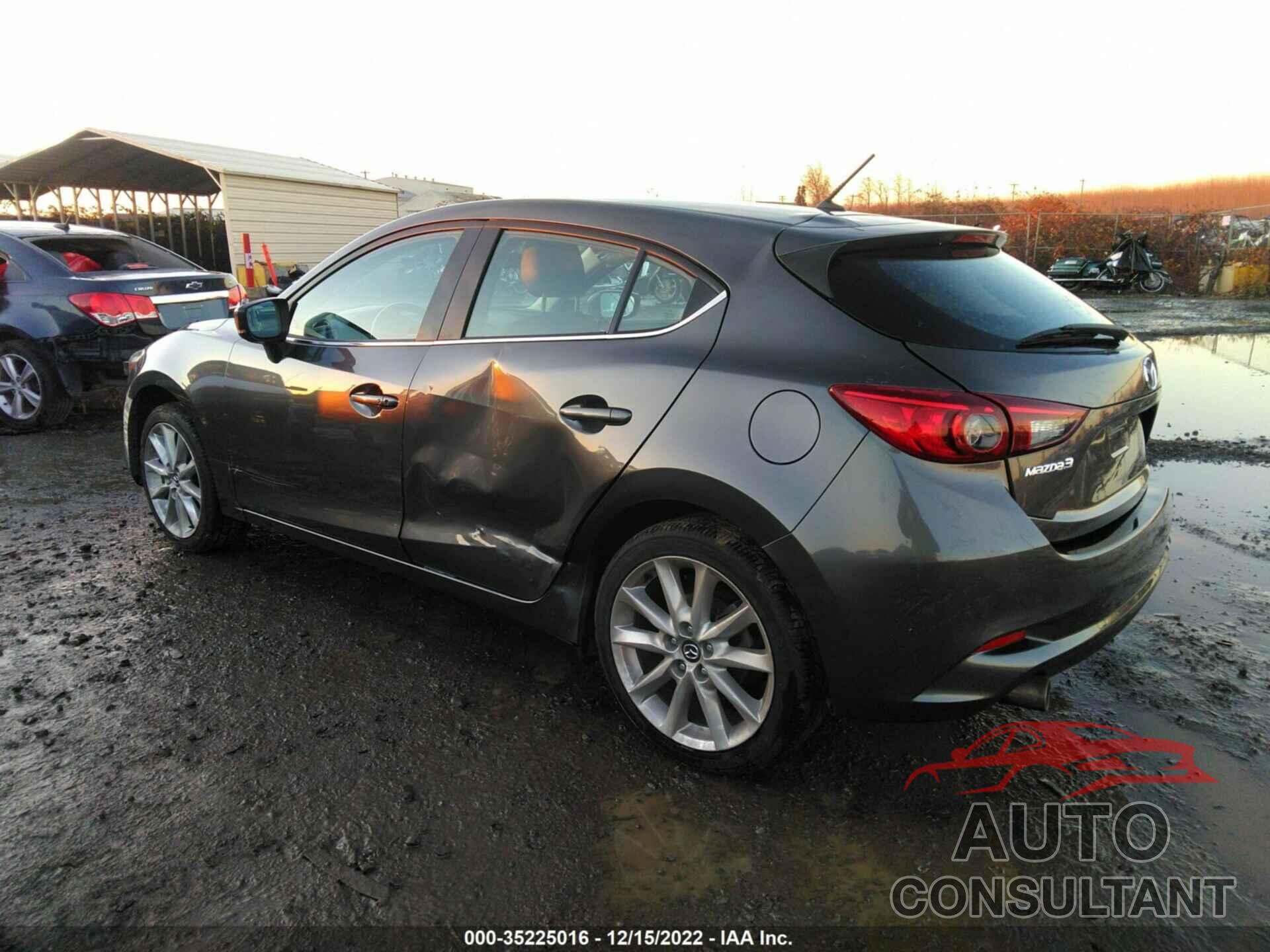 MAZDA MAZDA3 5-DOOR 2017 - JM1BN1L38H1115599