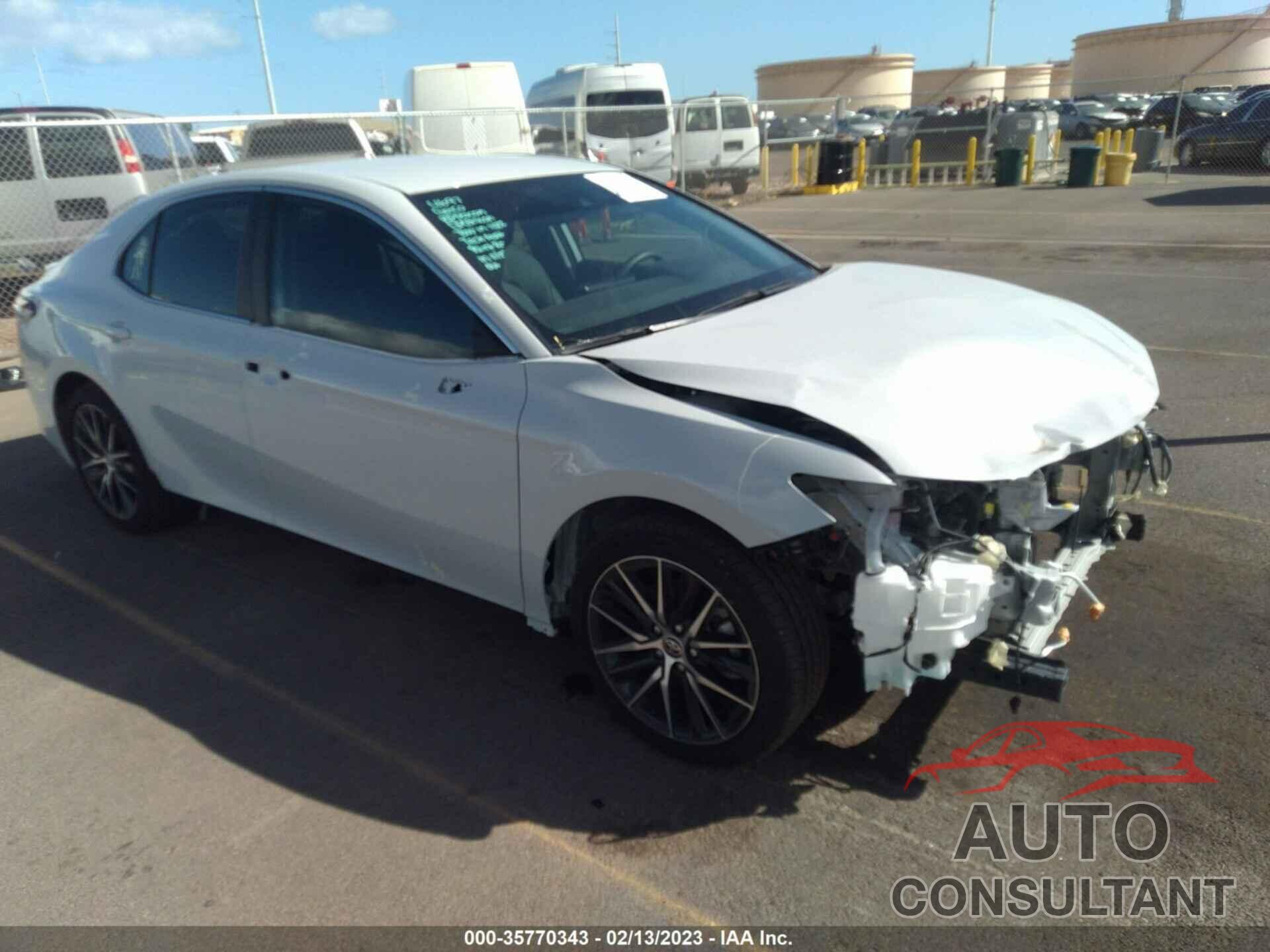 TOYOTA CAMRY 2022 - 4T1T11AK5NU066216