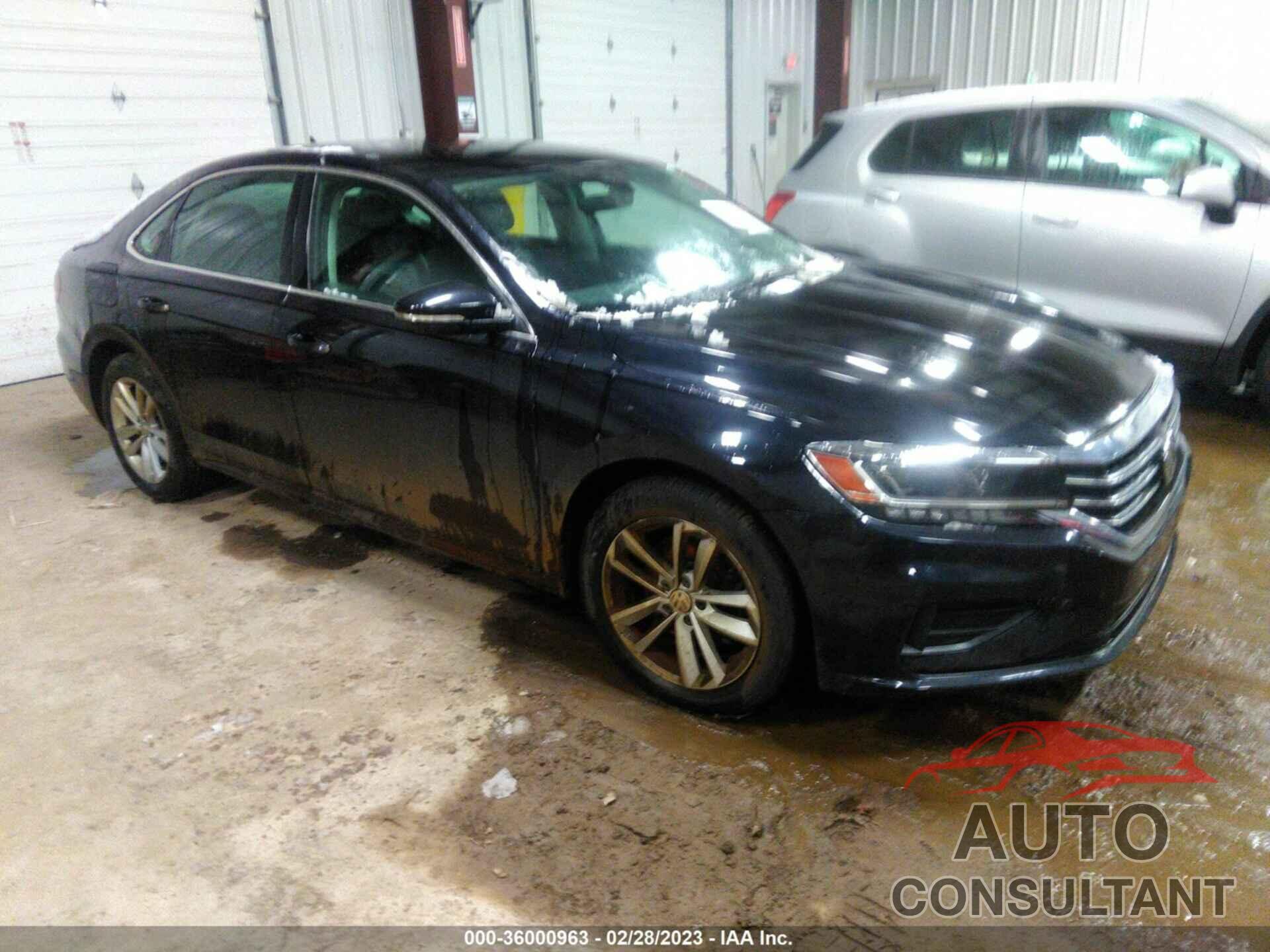 VOLKSWAGEN PASSAT 2020 - 1VWSA7A32LC008219